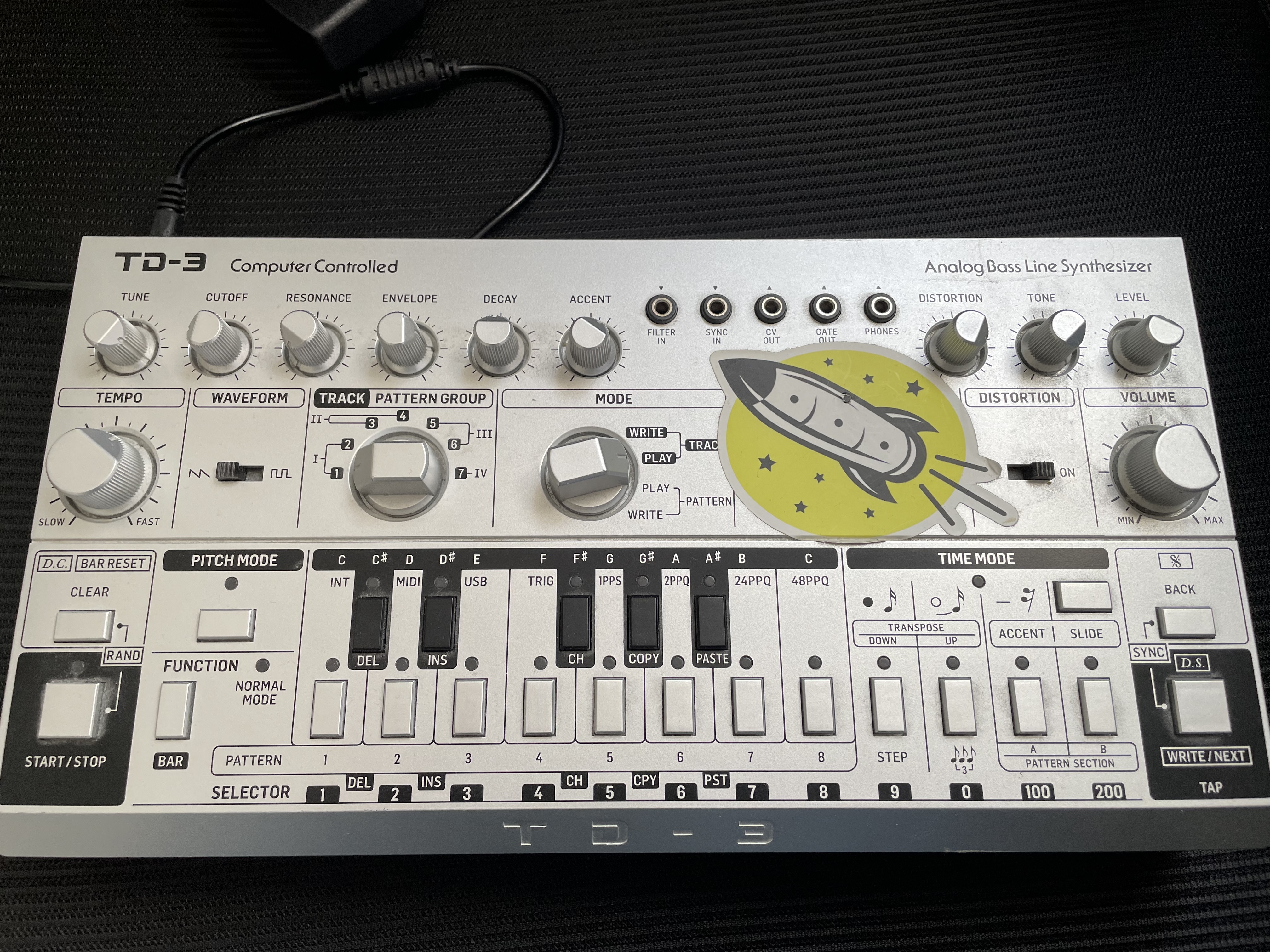 Behringer TD-3 – Synthétiseur analogique Bass Line – TB-303