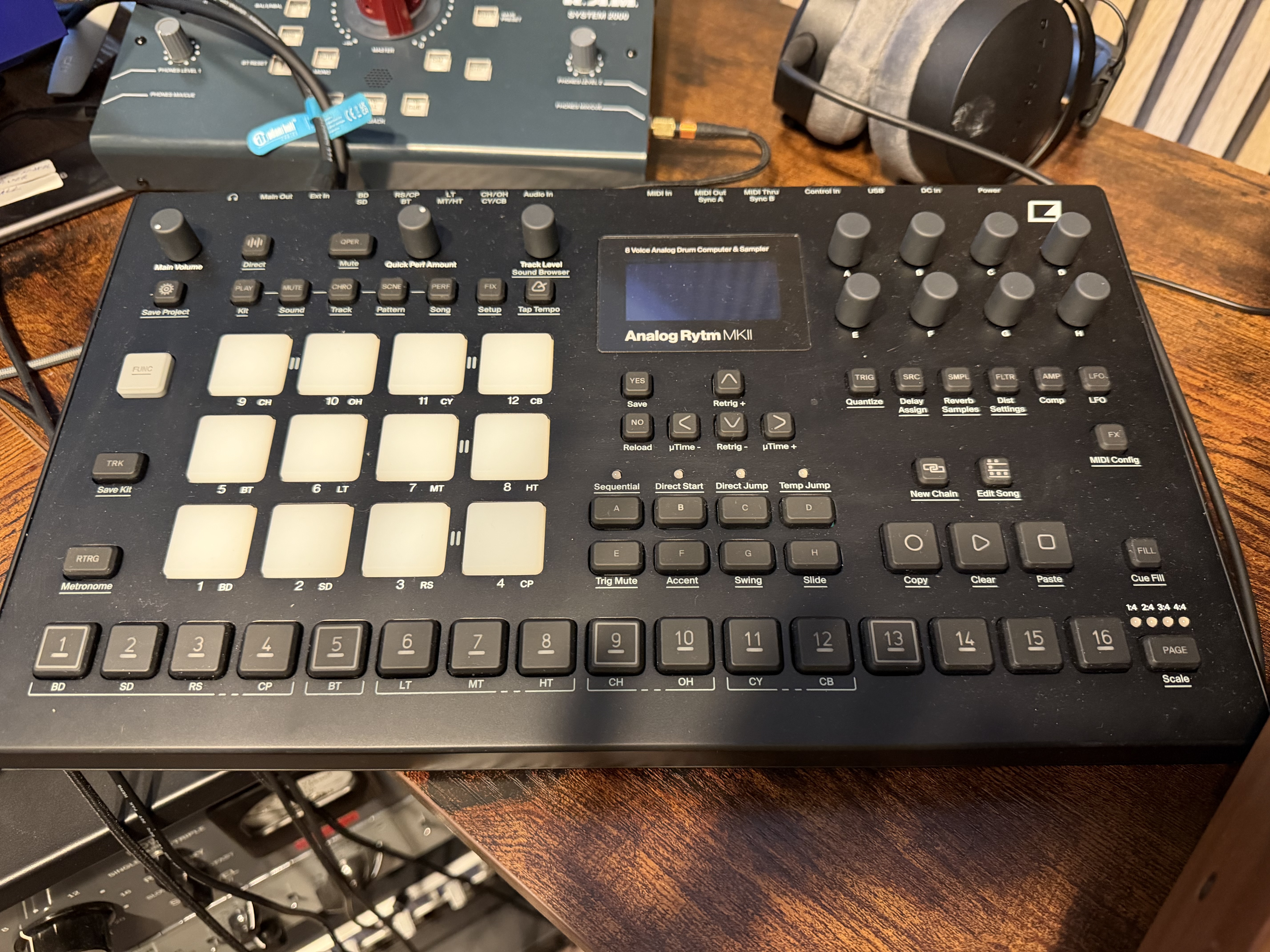 Vends elektron analog rythm mkii