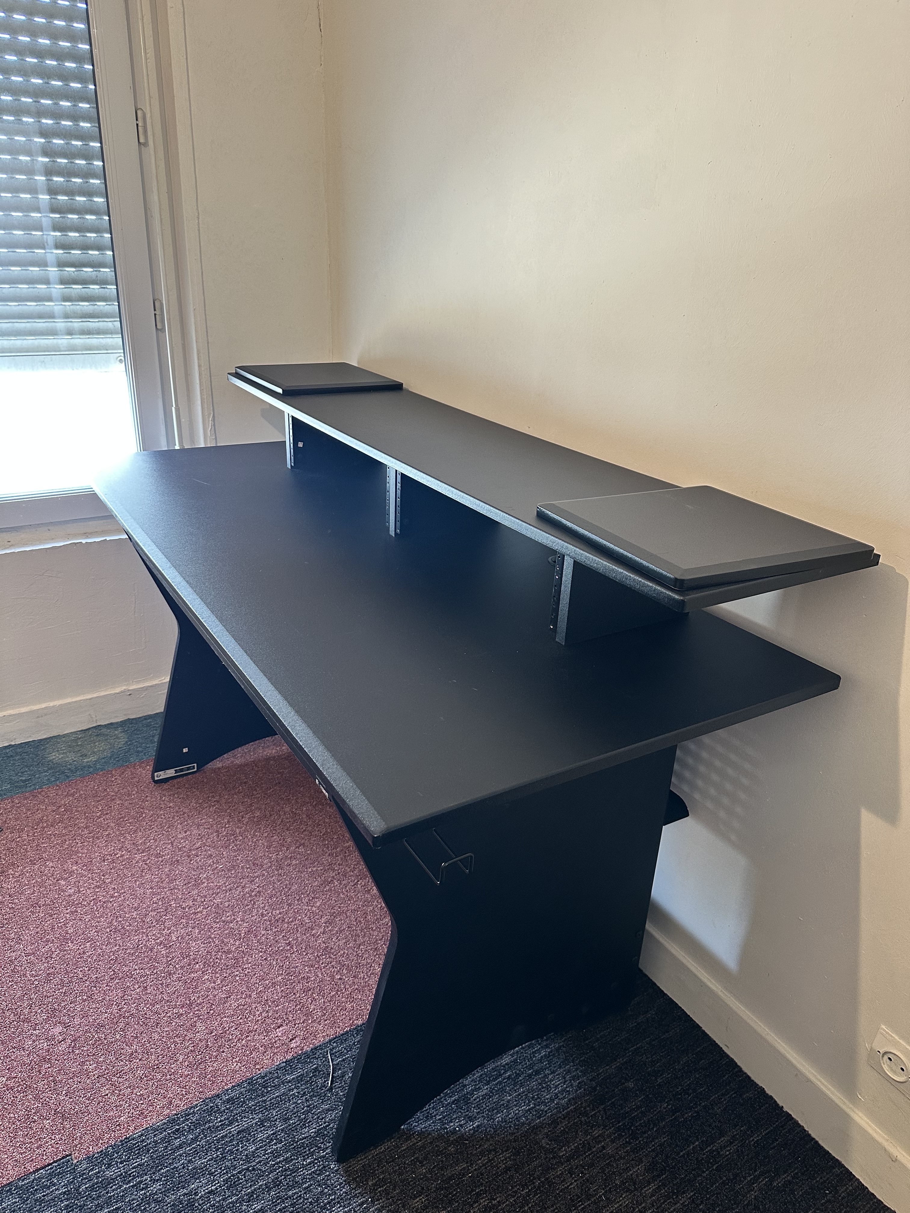 Bureau Studio Thomann Studio Table L Black – Comme neuf