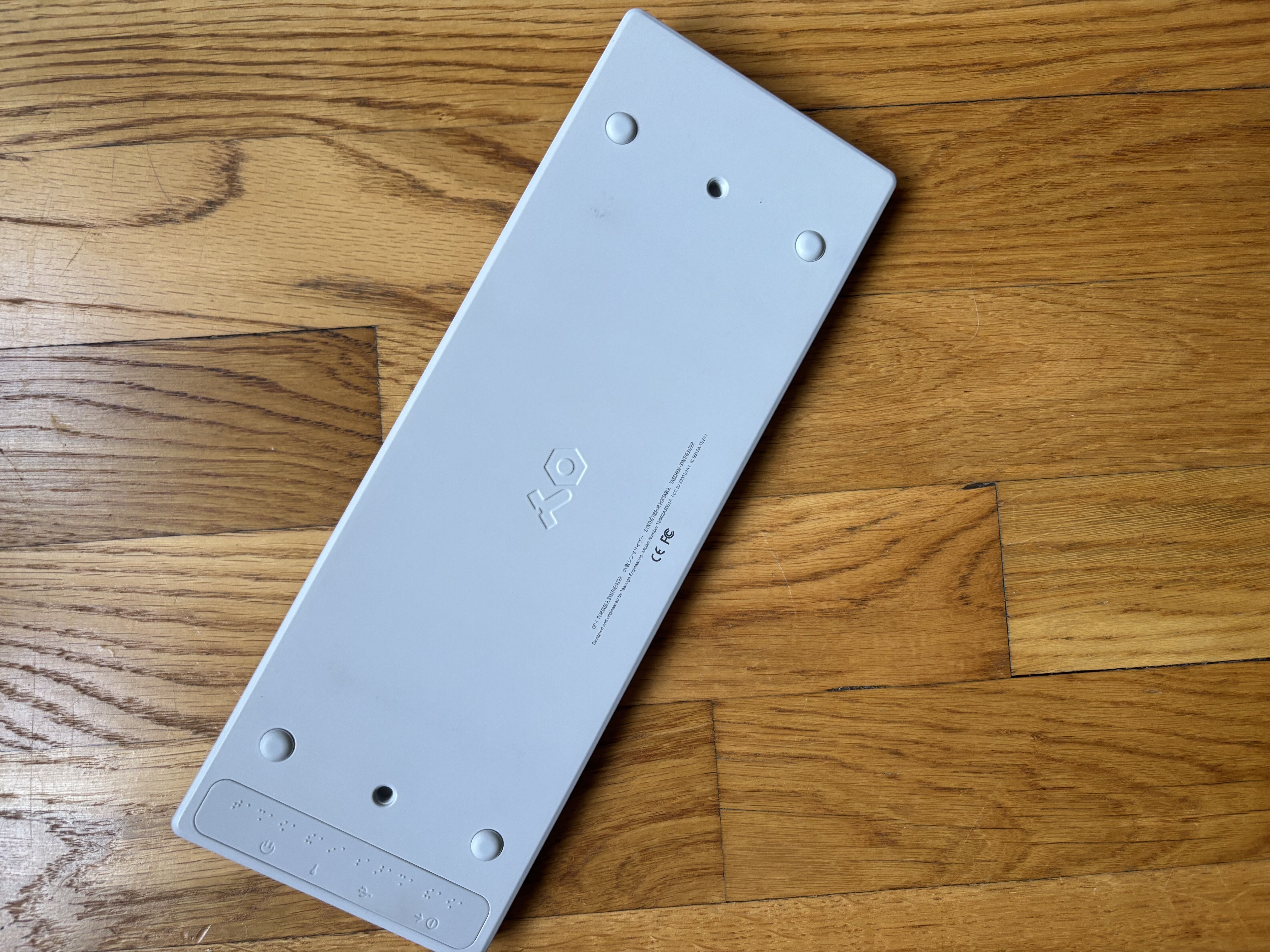 Teenage Engineering OP-1 (77312)