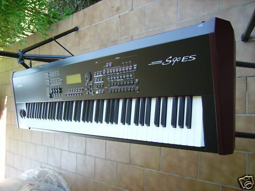YAMAHA S90ES + modélisation acoustique + flight case
