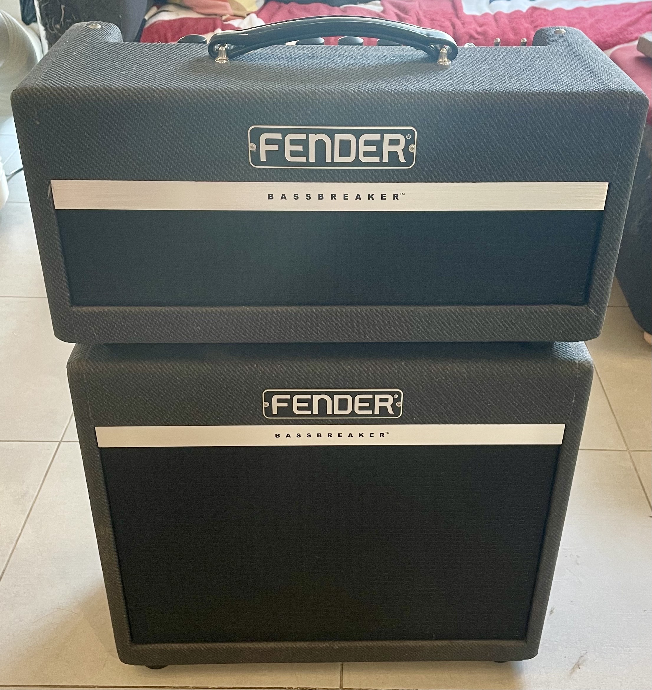 Fender Bassbreaker 15 Head + Baffle 1x12 assorti