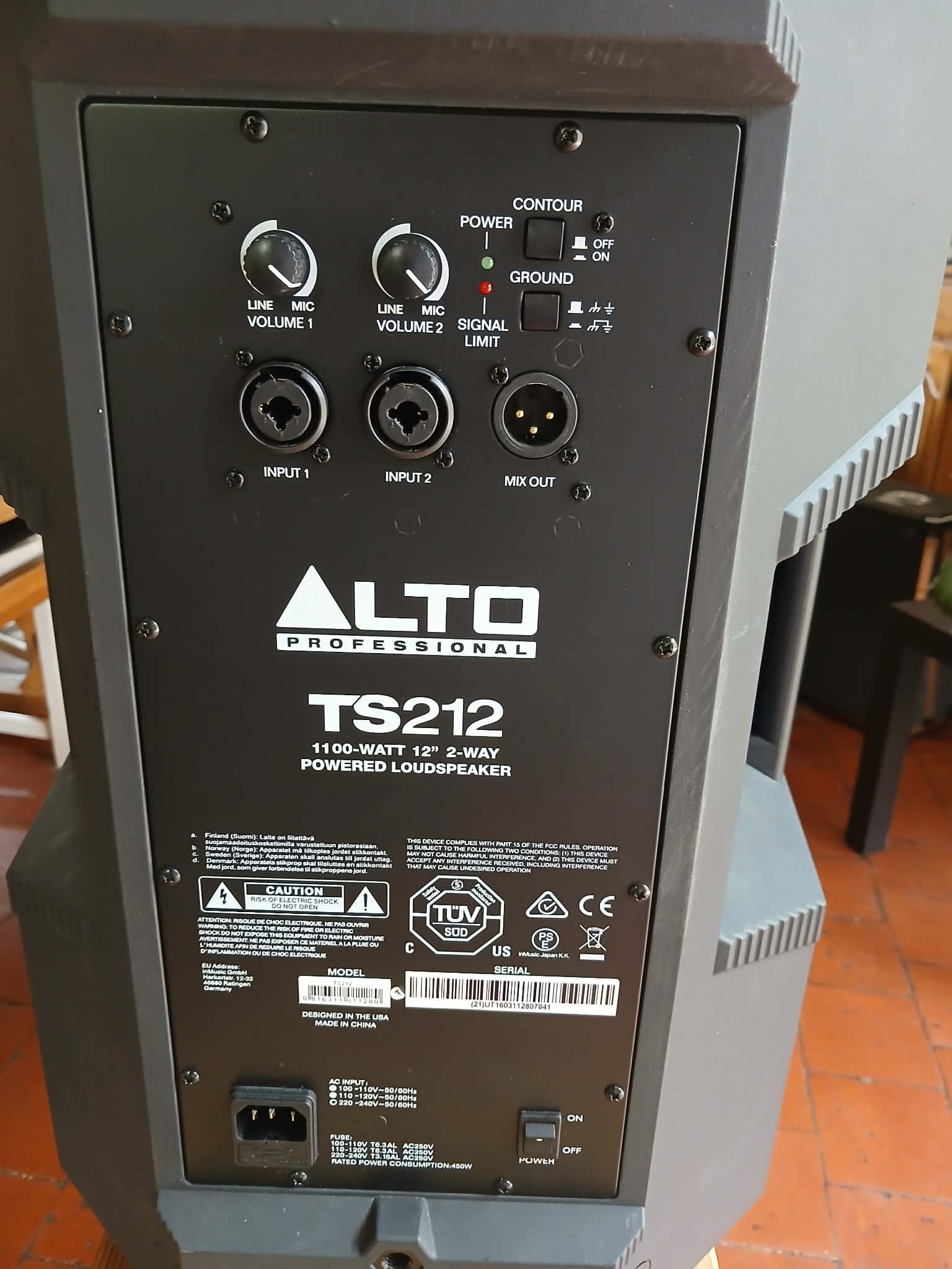 Alto Professional enceinte amplifiée 1100 watts (73177)