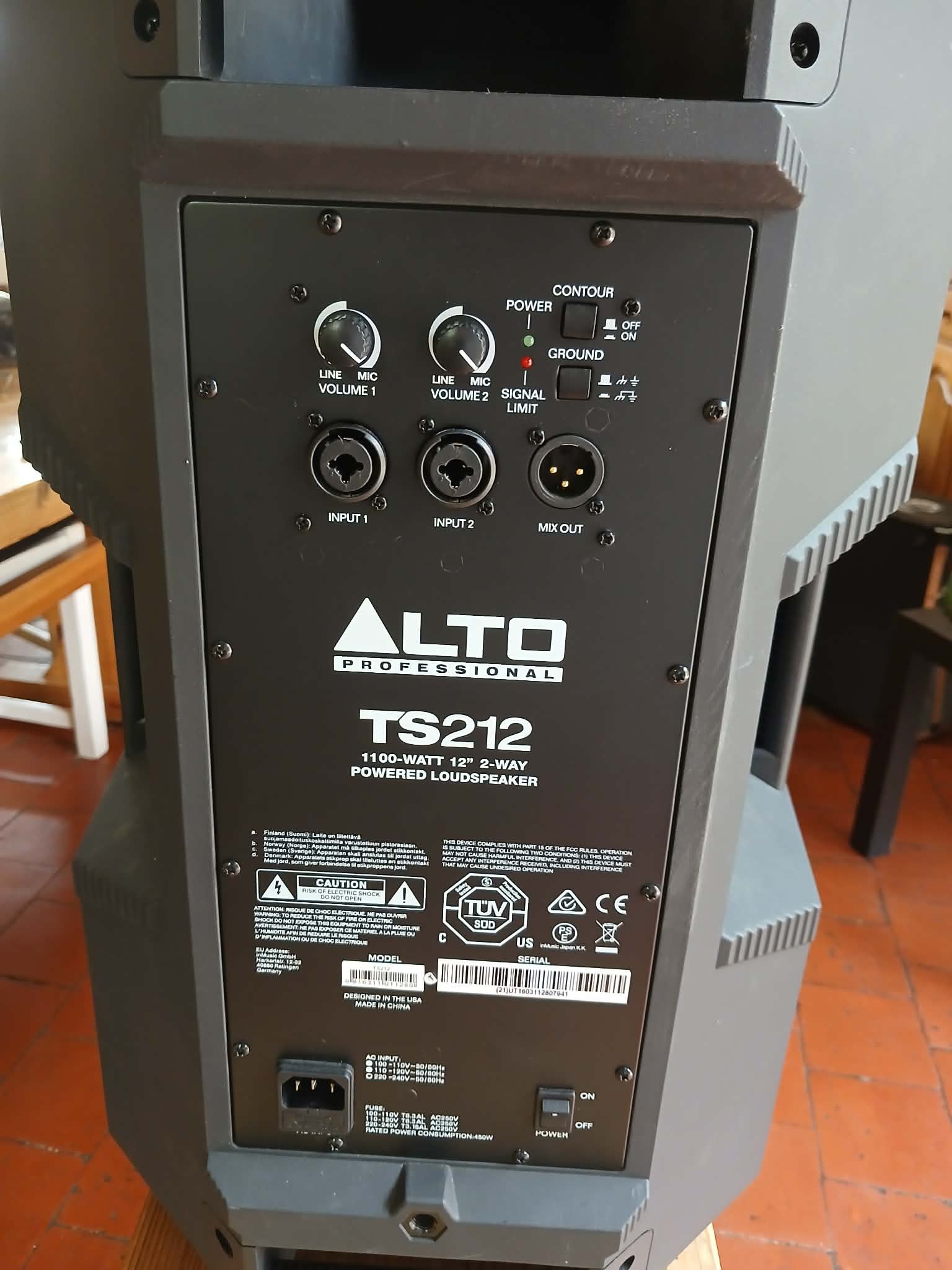 Alto Professional enceinte amplifiée 1100 watts (3867)
