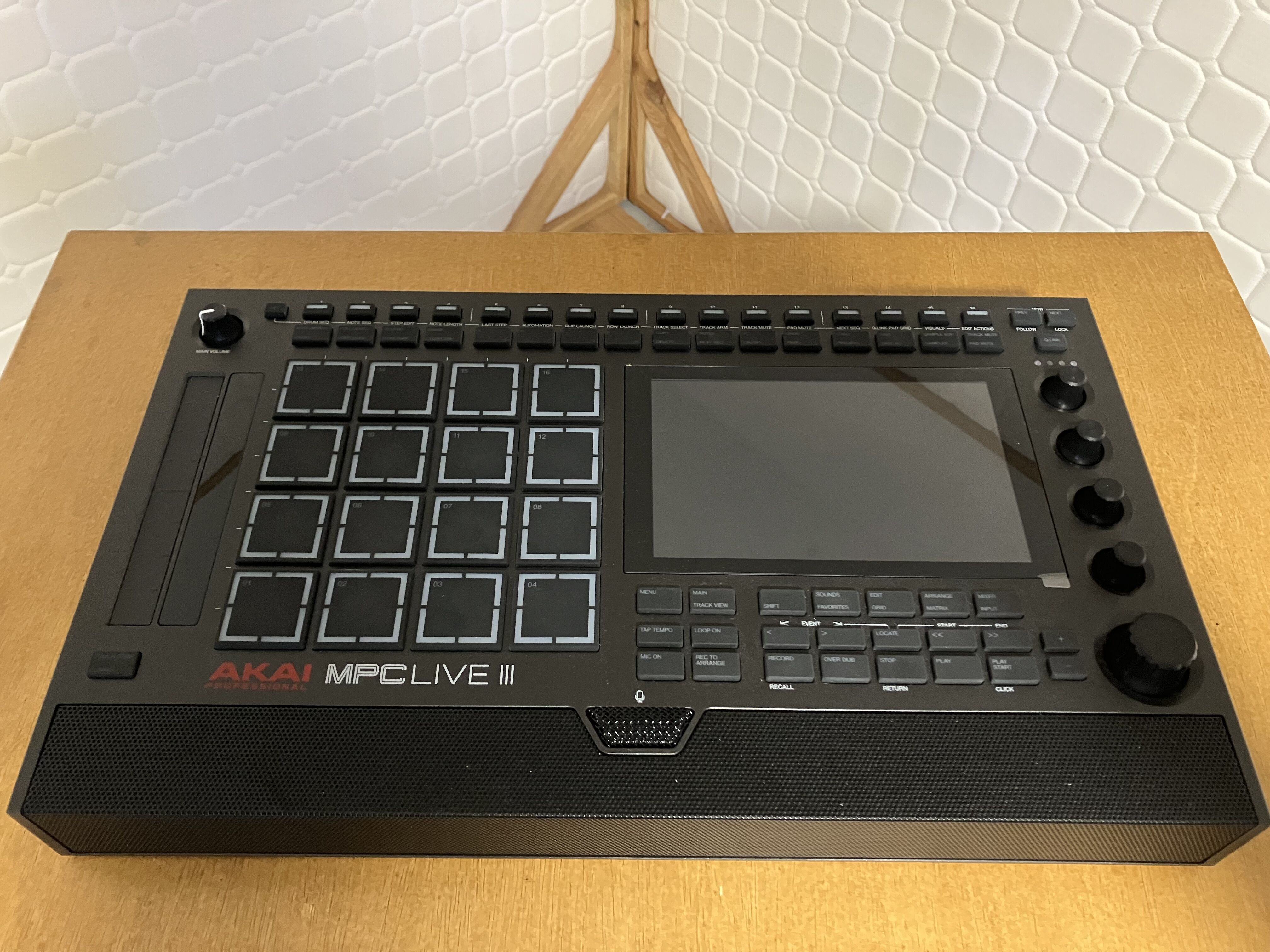 Akai Professional MPC Live III (57346)