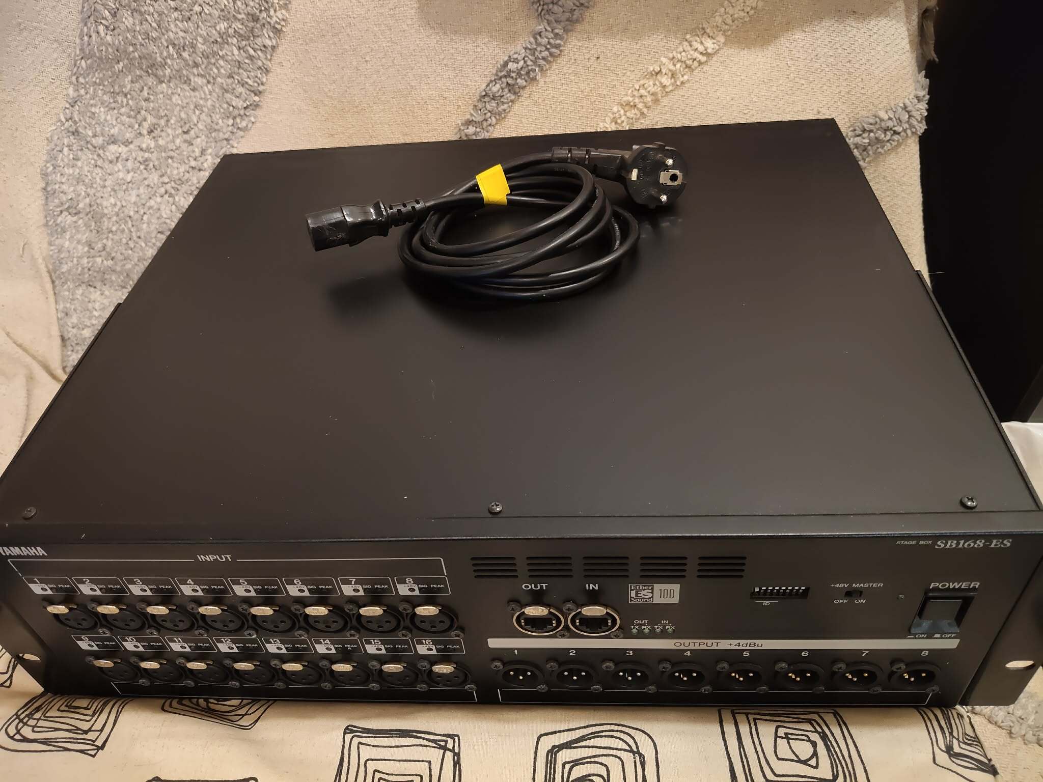 Vends Yamaha Stage box SB 168 ES + Alim