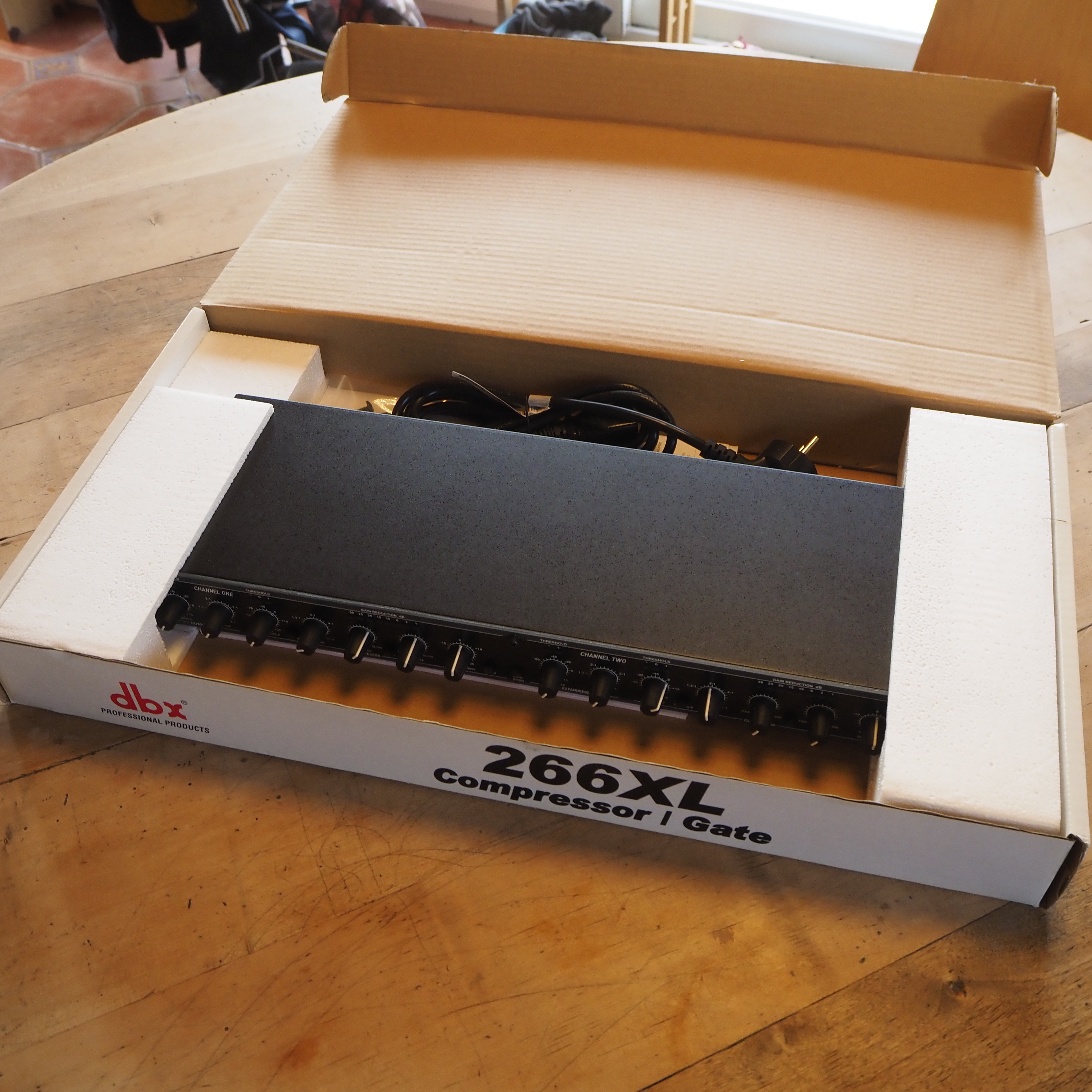 dbx 266XL (99603)