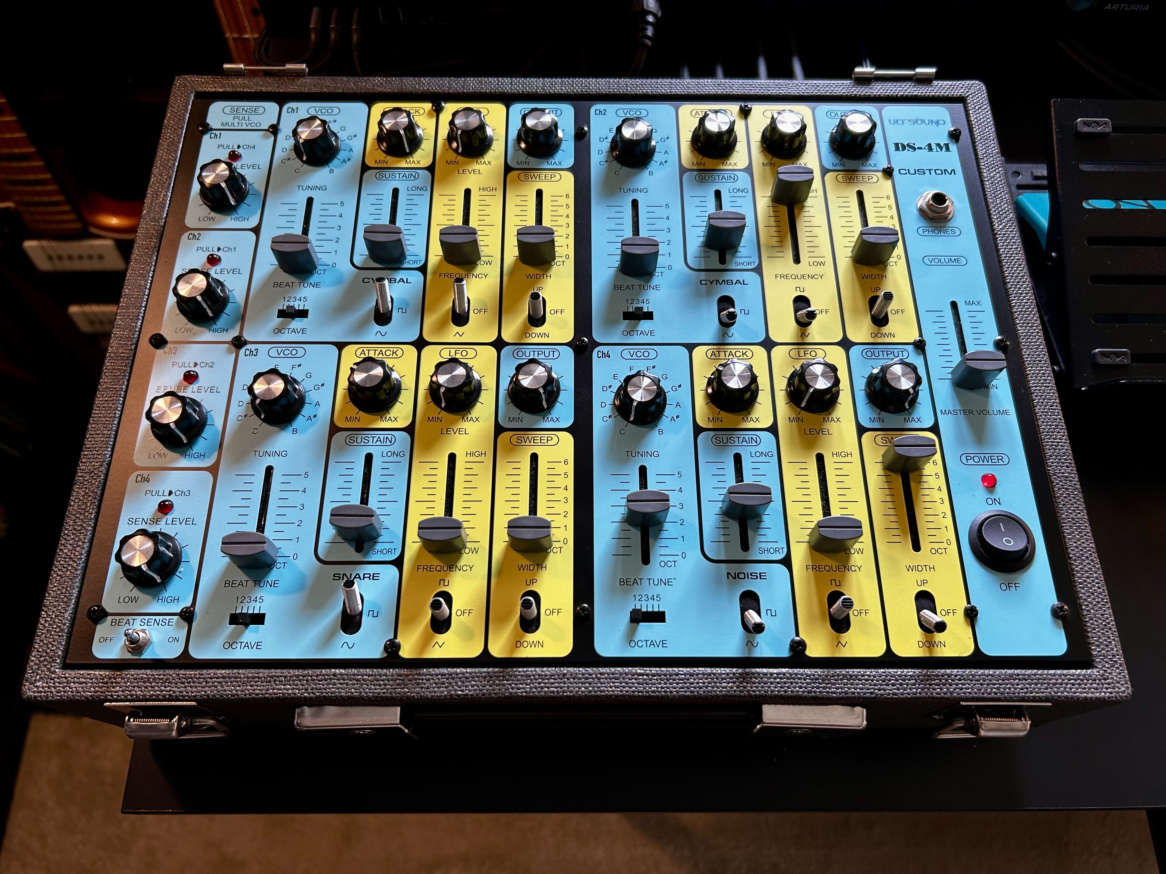 ULT Sound DS-4M ProMuzer (95486)