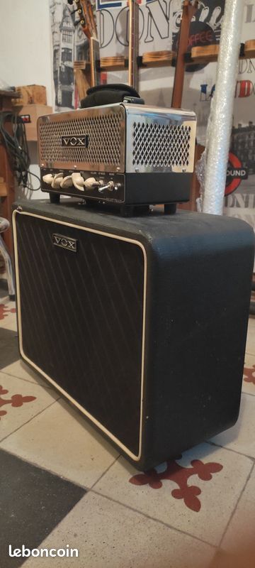 Vox Night Train 15W + cab 1x10 + housse, très bon état