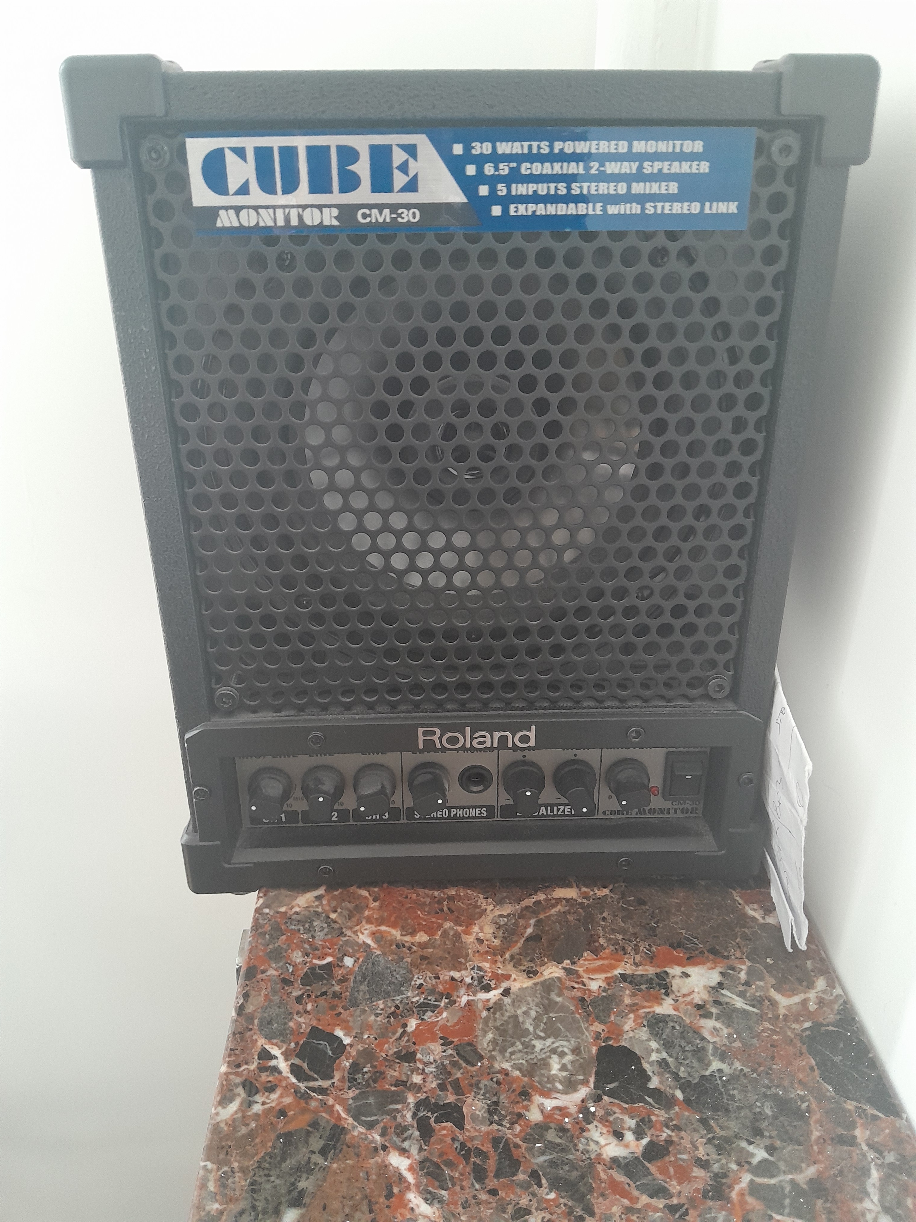 Vends amplificateur Cube Monitor Roland CM-30
