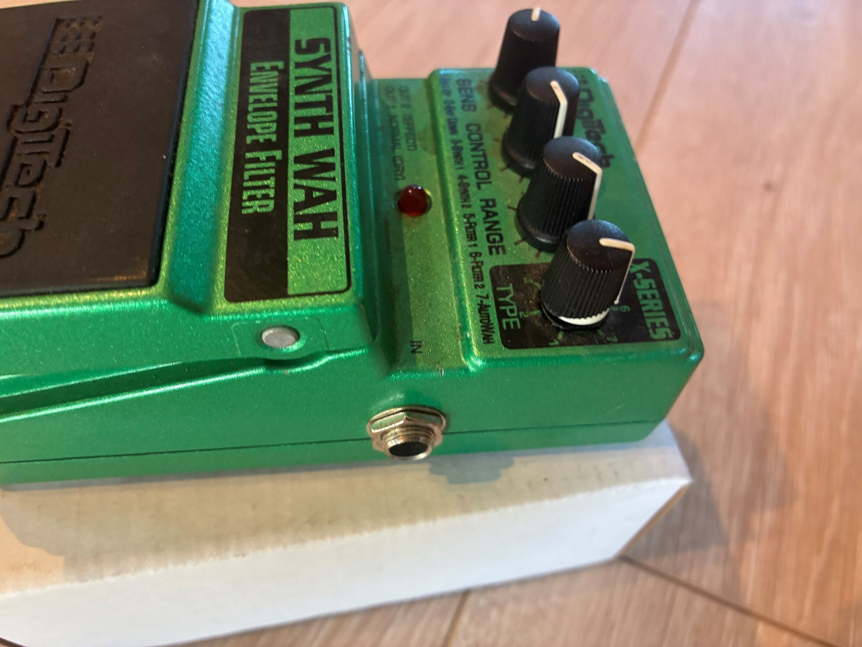 Vend très rare Digitech Synth Wah
