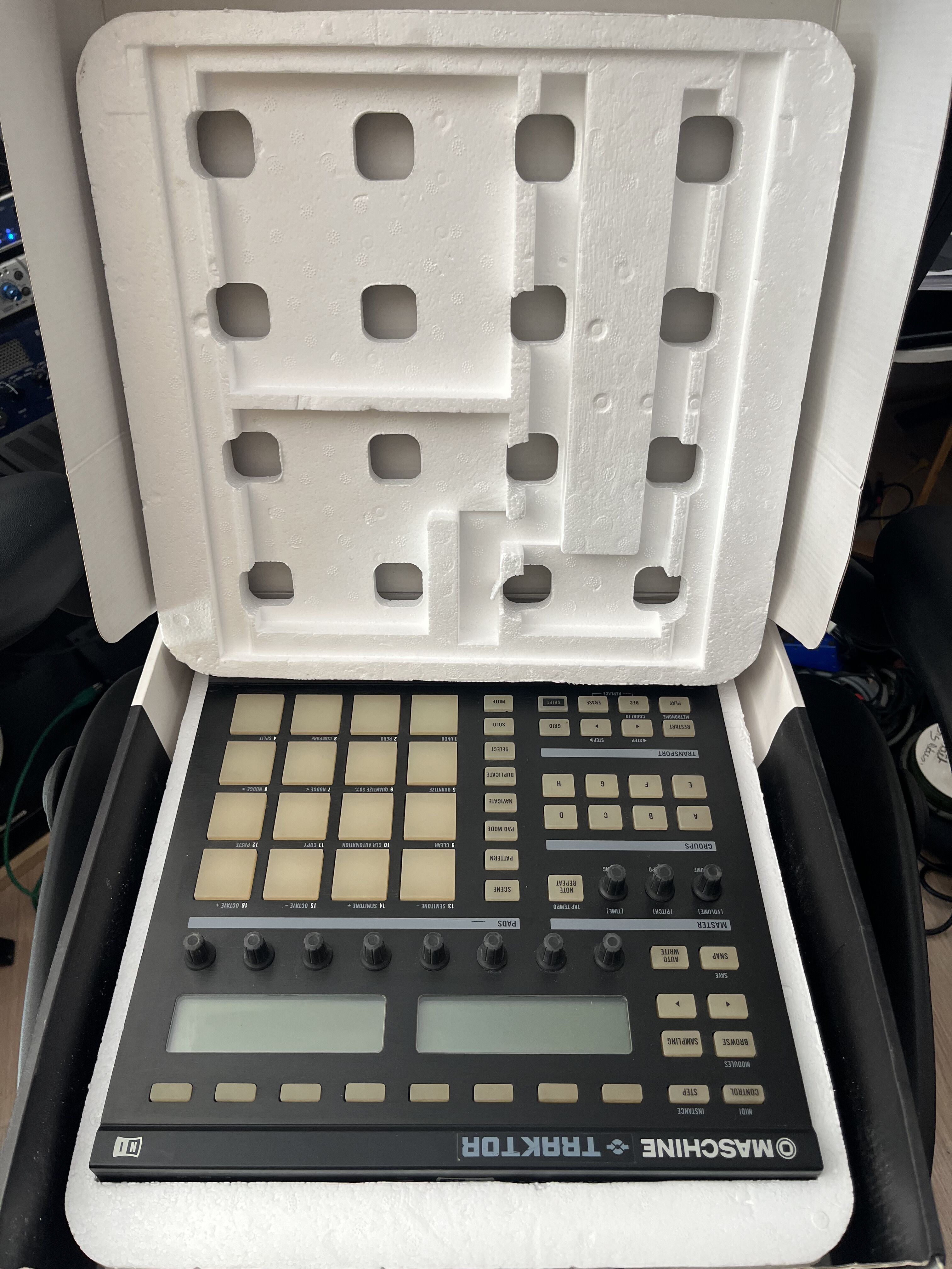 Native Instruments Maschine MKI (67210)