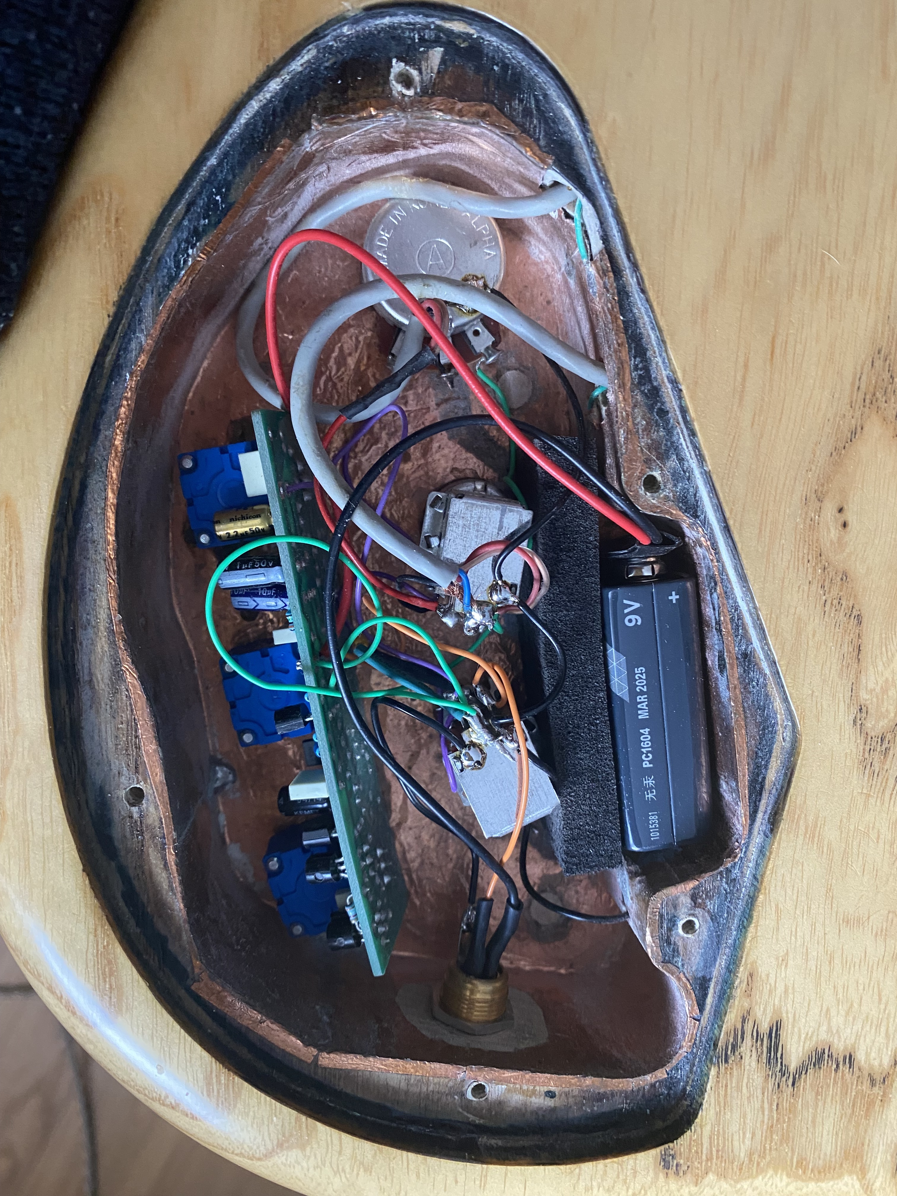 F Bass BN5 (54651)