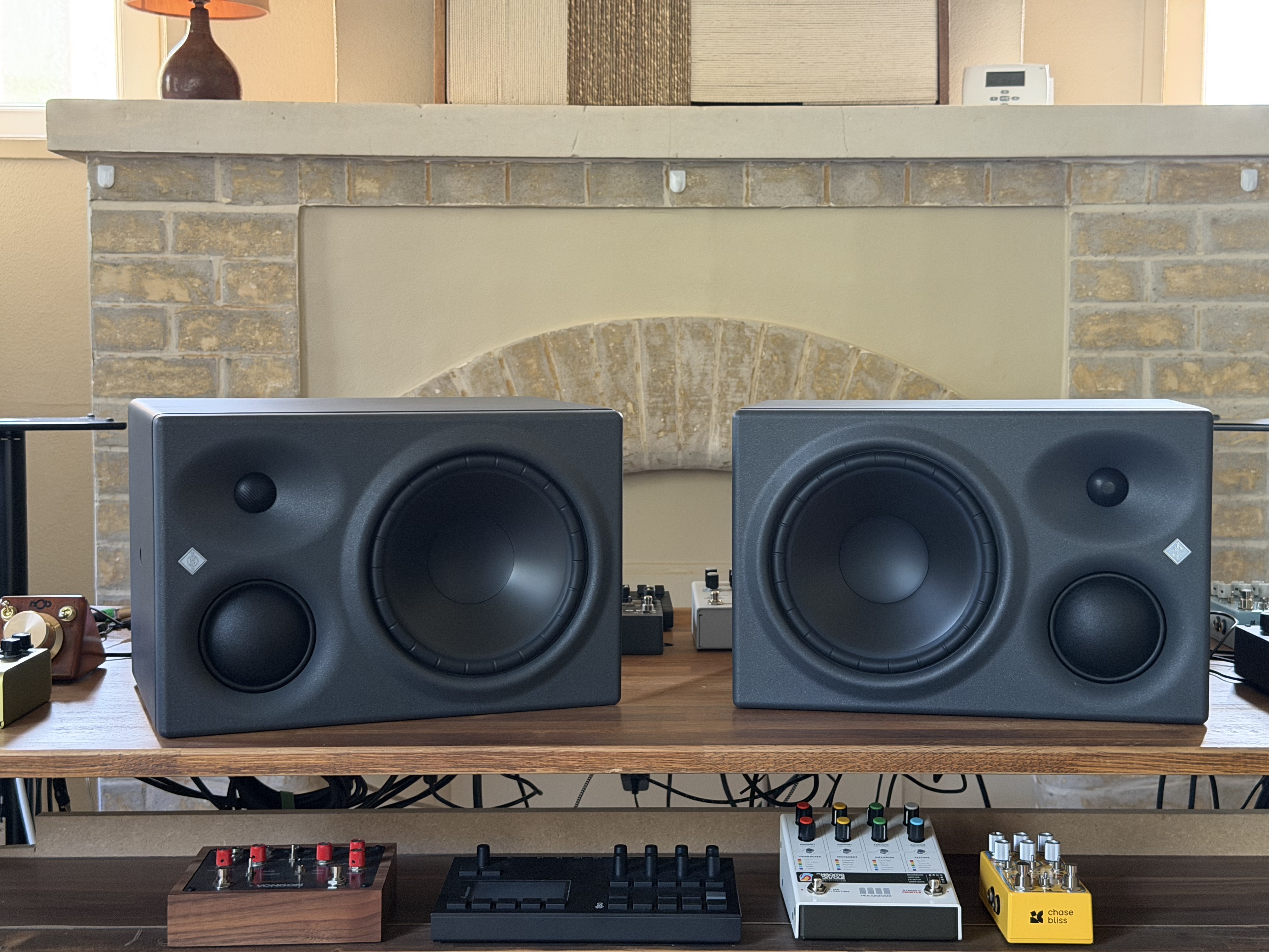 Neumann KH 310 – Paire de moniteurs de studio actifs