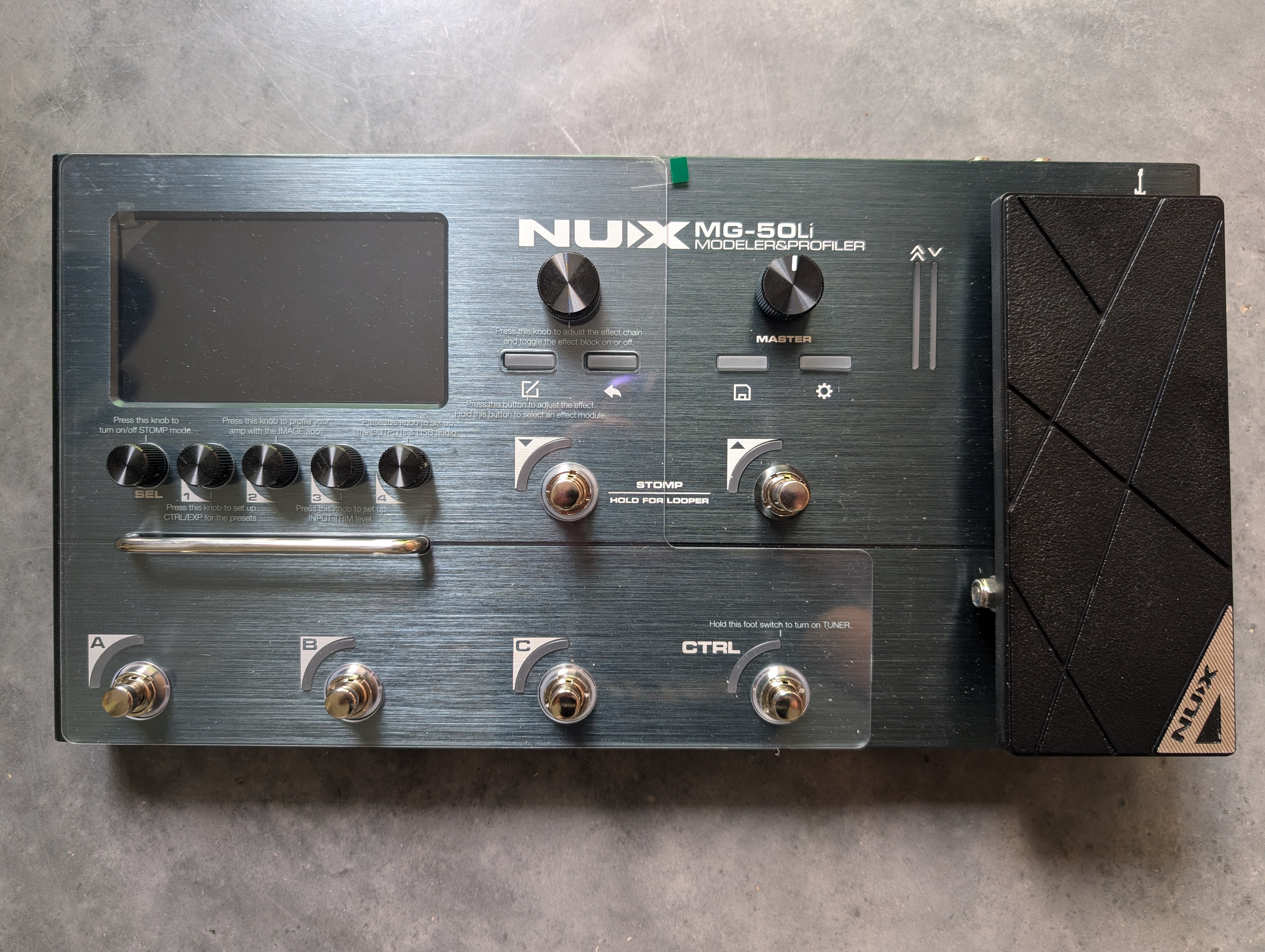Nux MG-50Li + housse de transport
