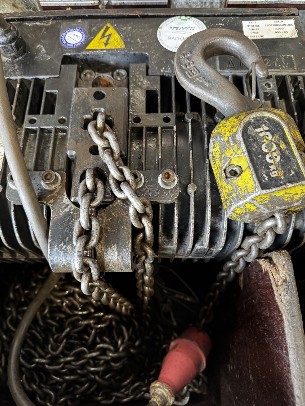 FBBDB7E6-3407-4452-BA5D-51FD43FEEEDC