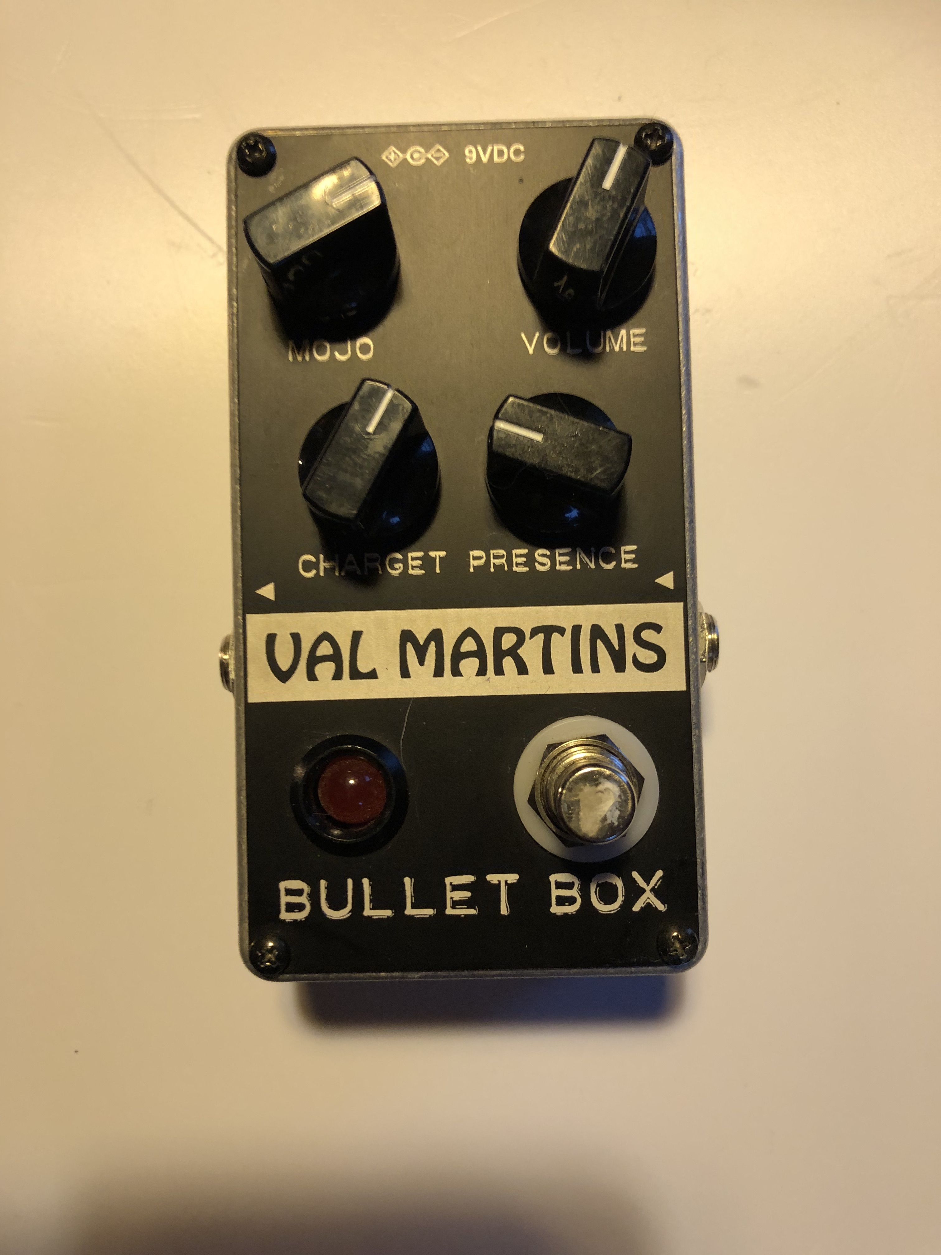 Vends Overdrive/boost VAL MARTENS Bullet Box 