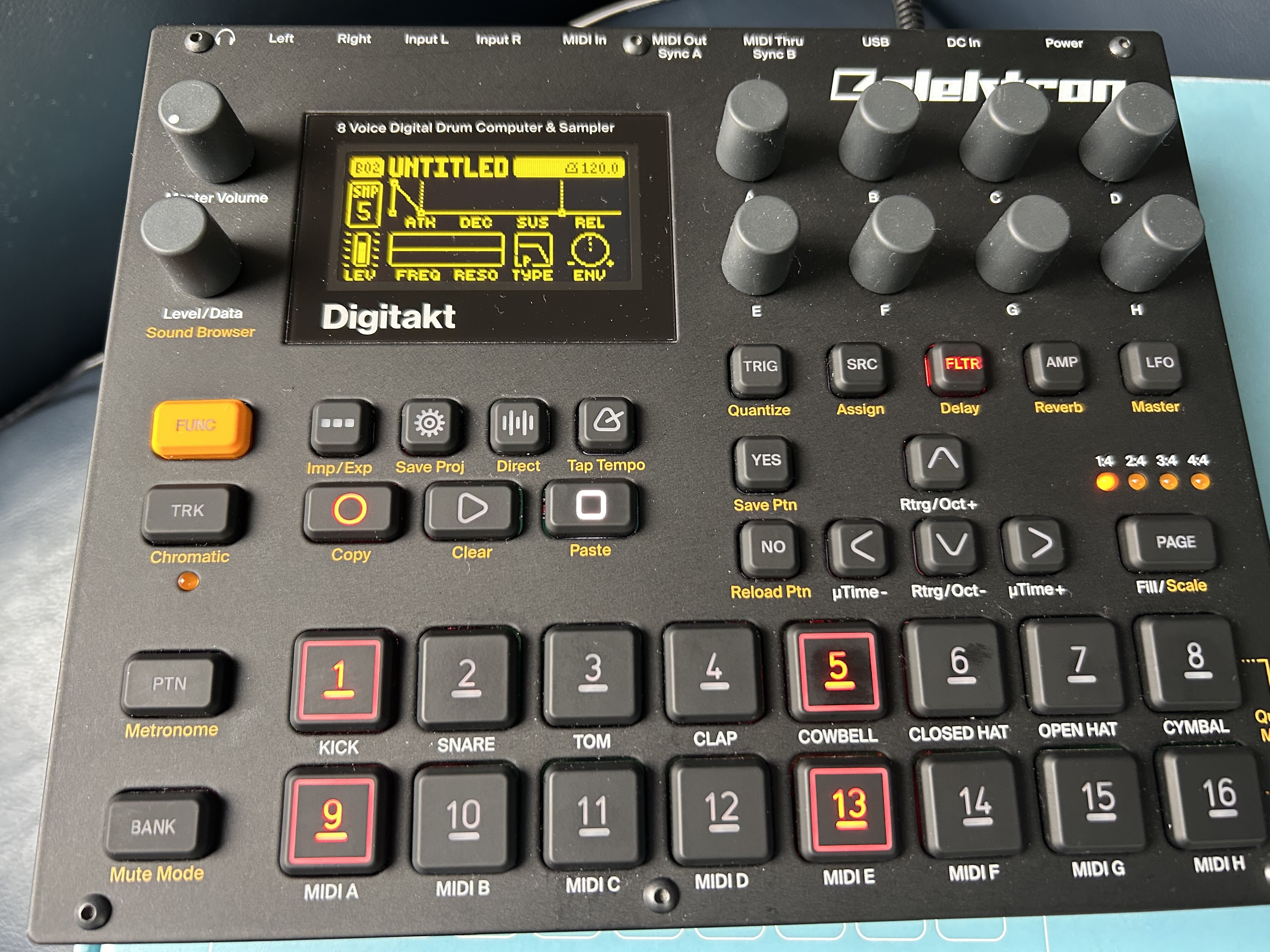 Digitakt comme neuve