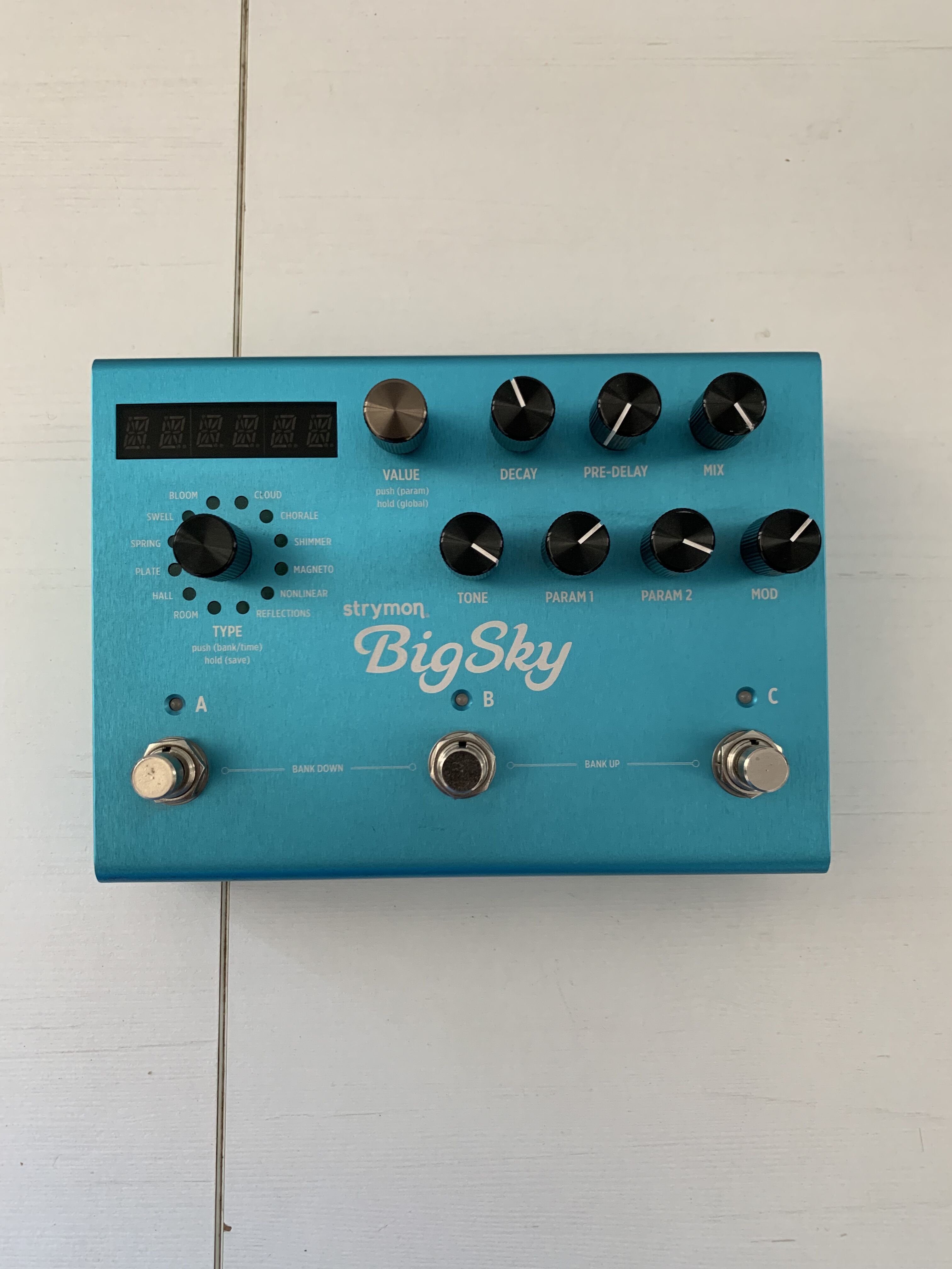 Strymon BigSky