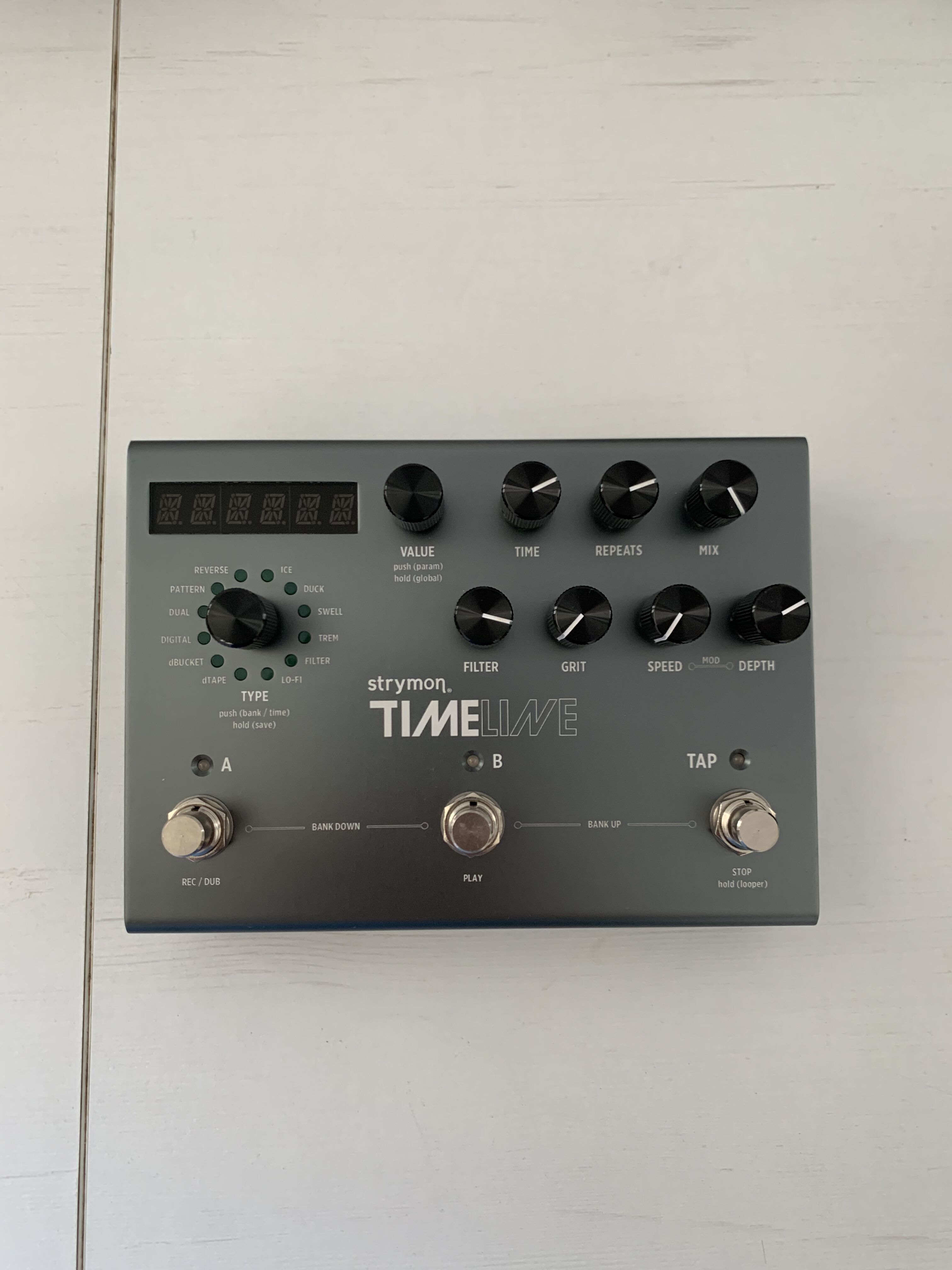 Strymon Timeline