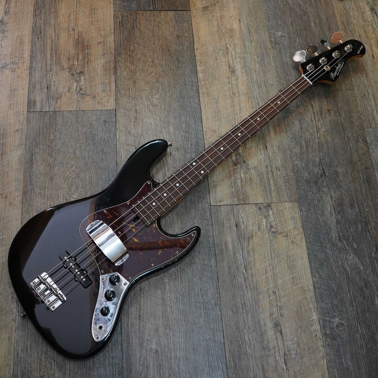 Bacchus WL-433/R BLK Matching Headstock