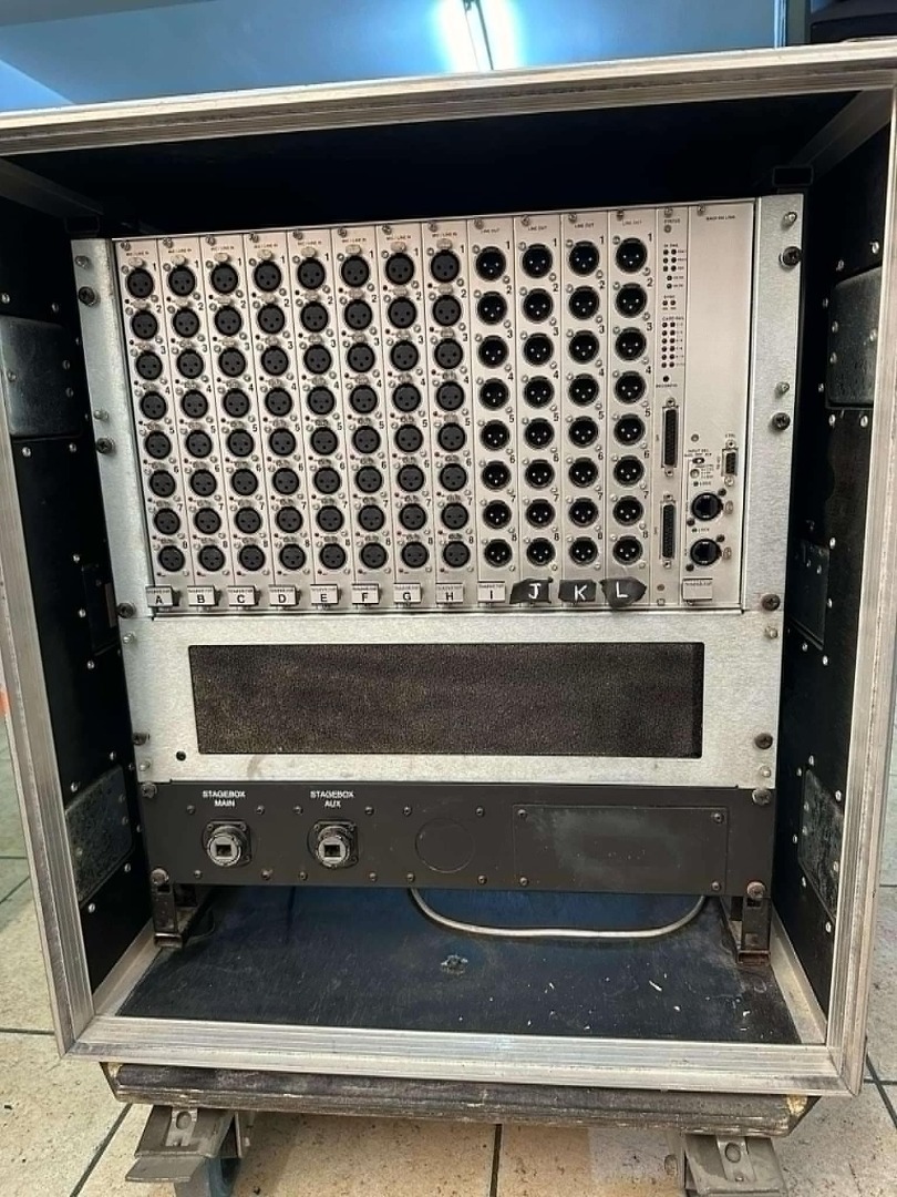 Soundcraft Vi Stagebox 64 in/32 out with Rack 12U