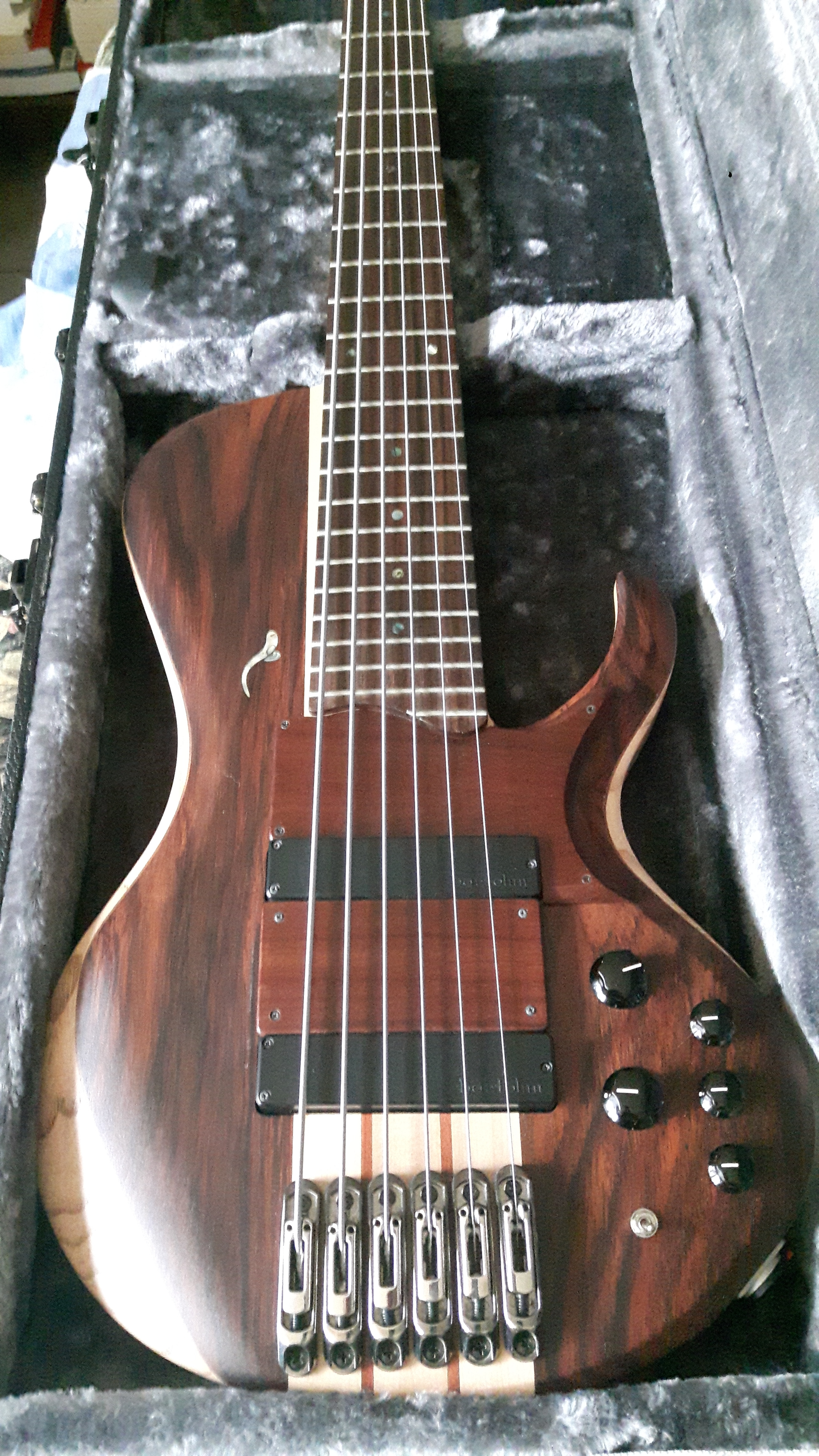 VENDS BASS IBANEZ BTB686SC