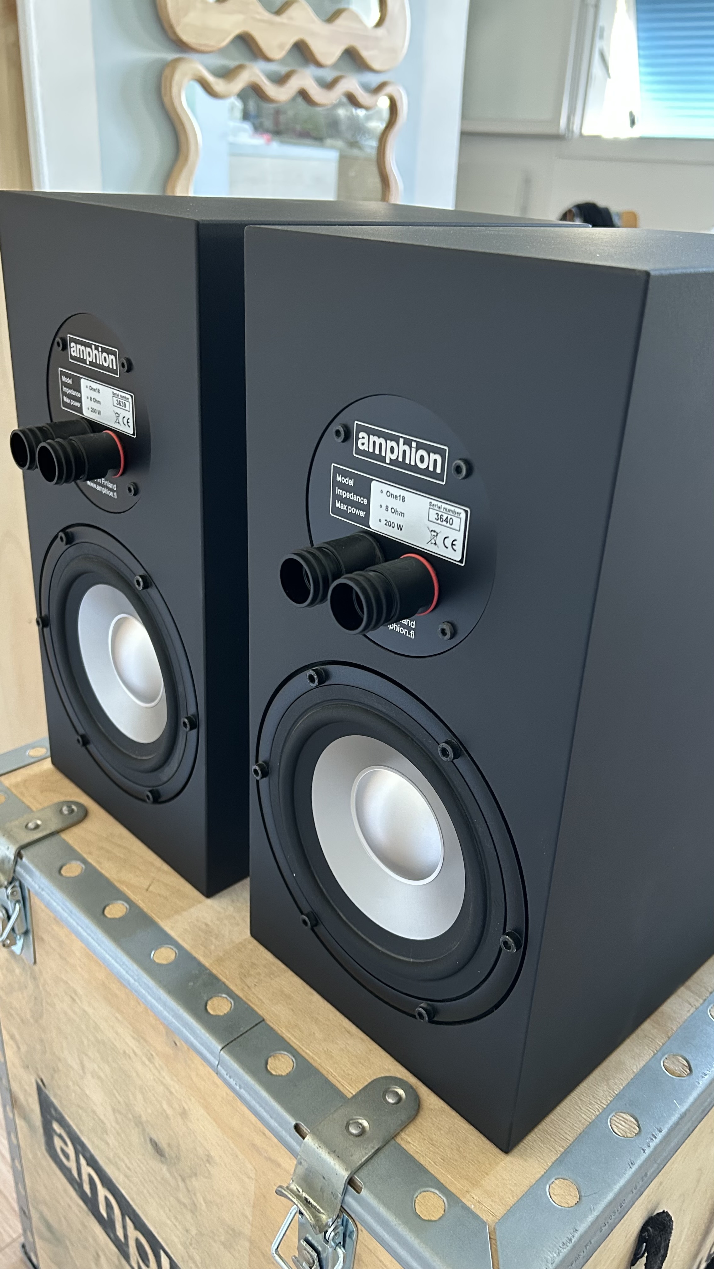 Amphion One18 (62590)