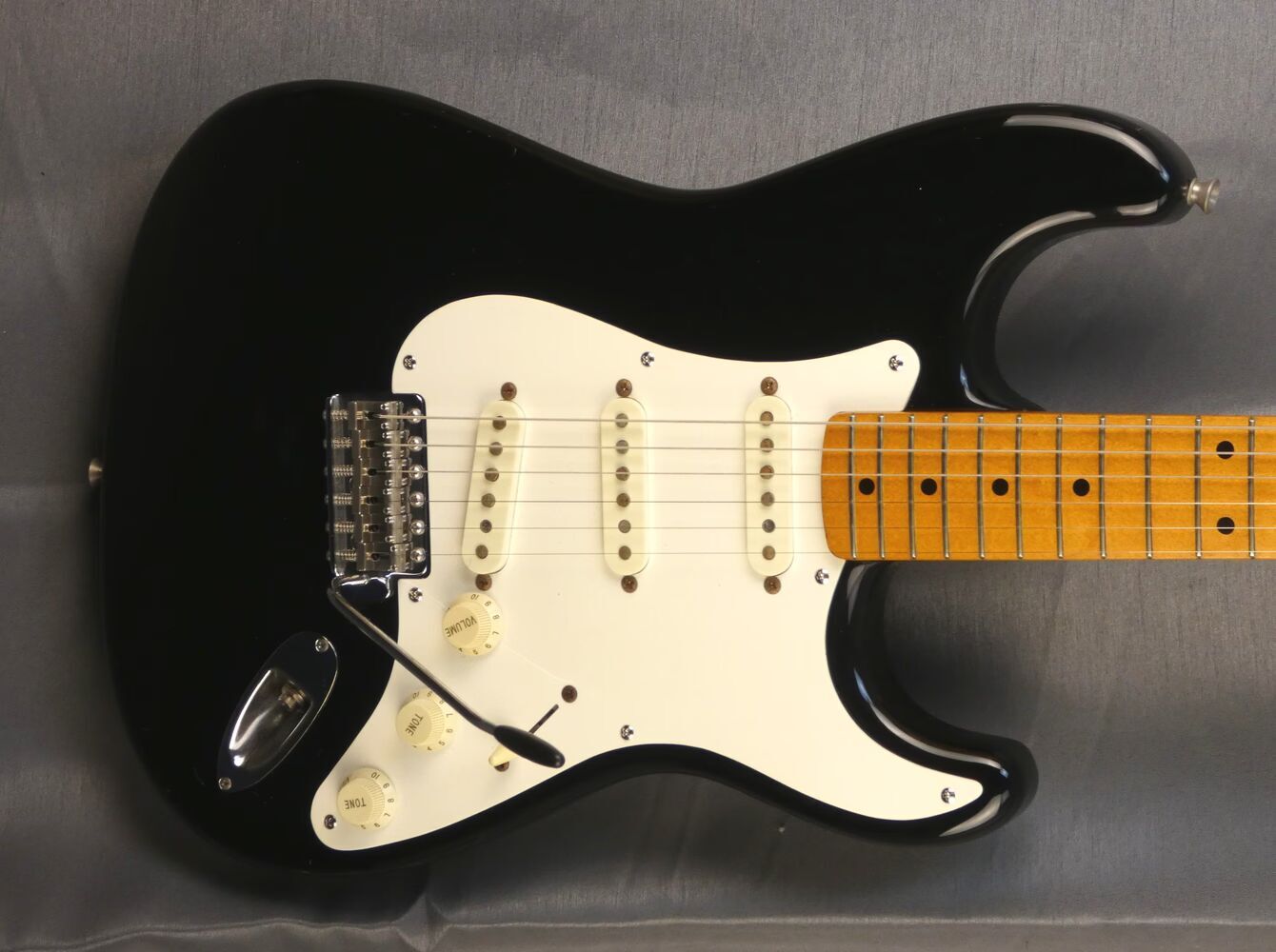 fender-stratocaster-st-5290831
