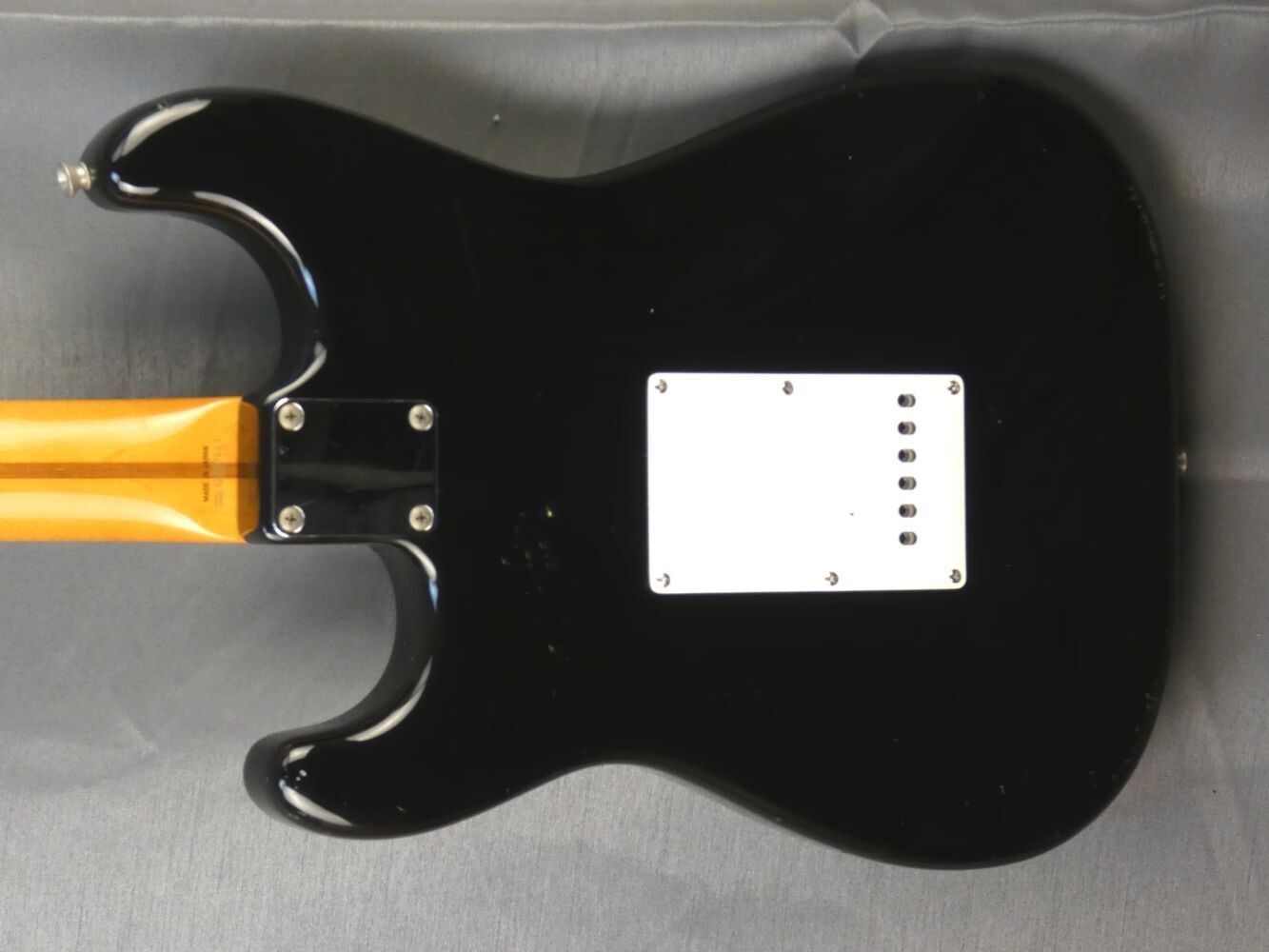fender-stratocaster-st-5290833