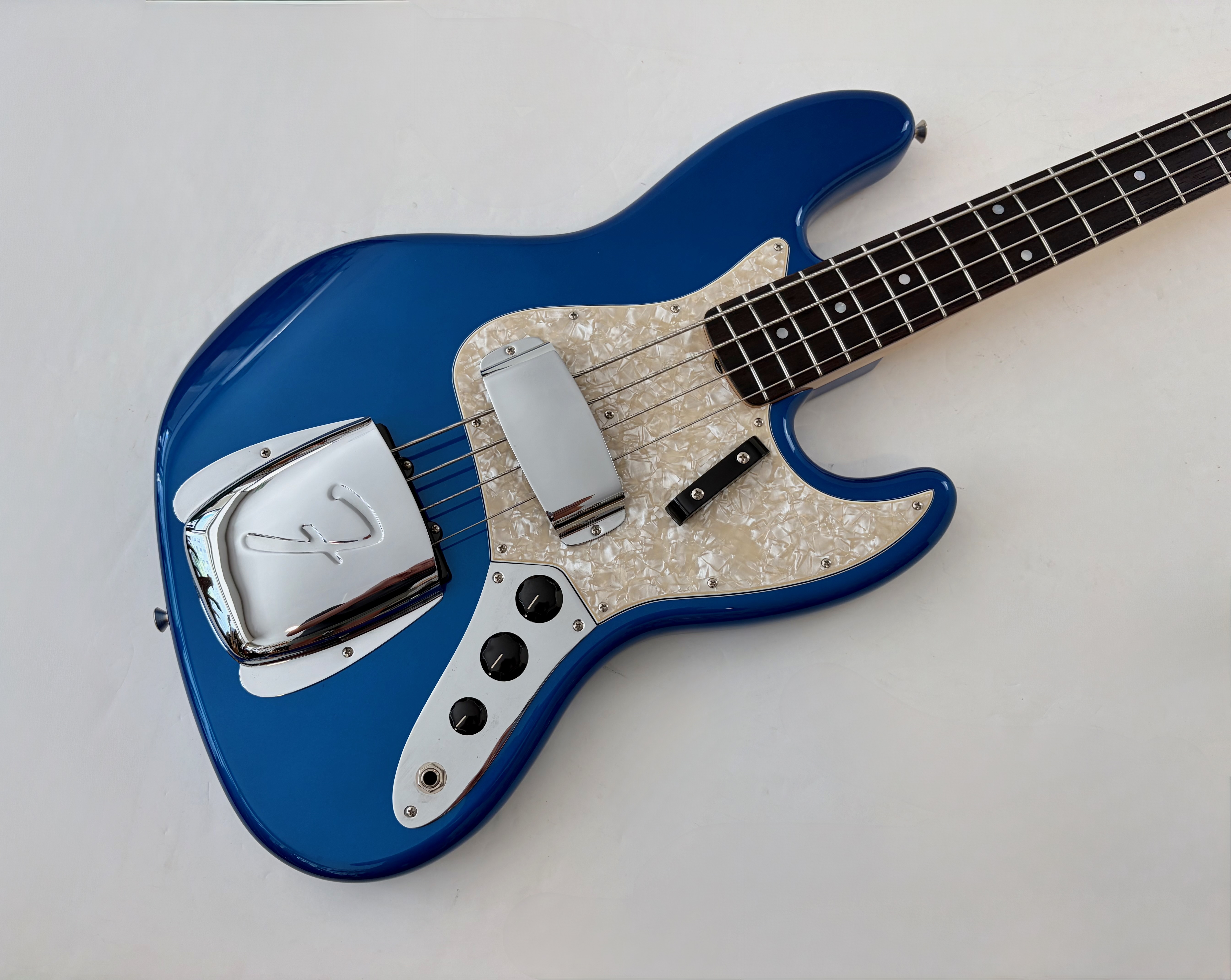 Fender Custom Shop '64 NOS Jazz Bass (50444)