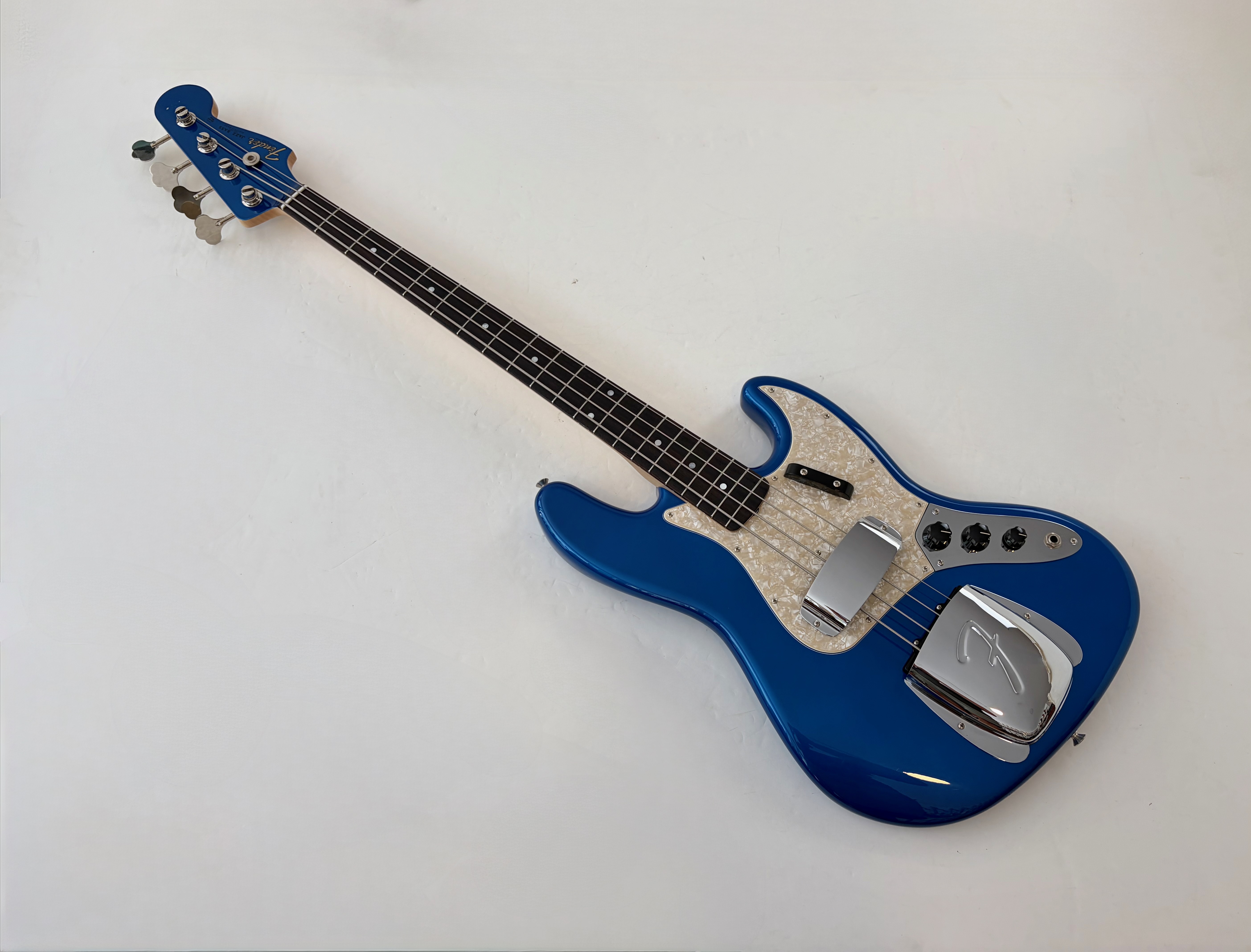 Fender Custom Shop '64 NOS Jazz Bass (13382)