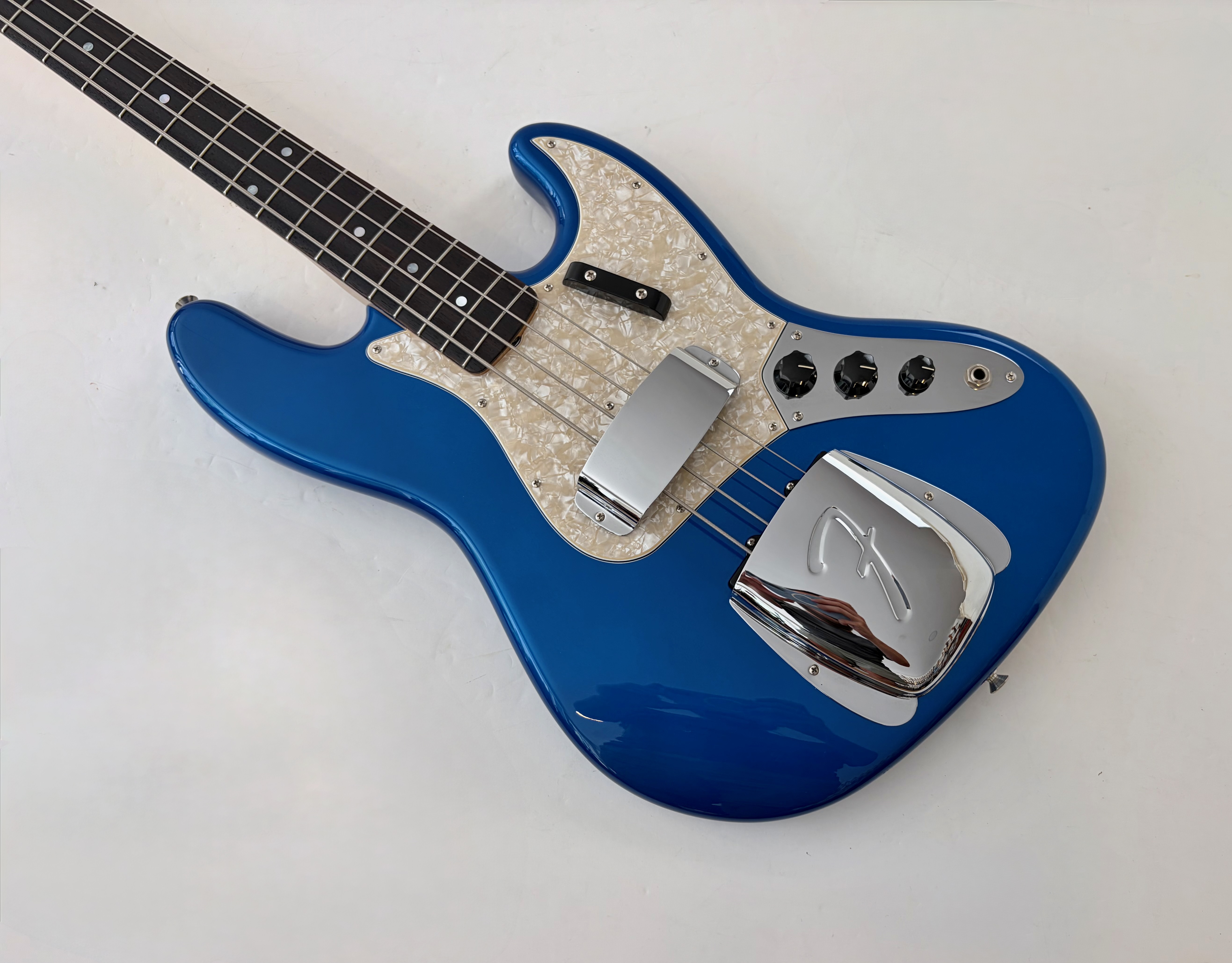 Fender Custom Shop '64 NOS Jazz Bass (44154)