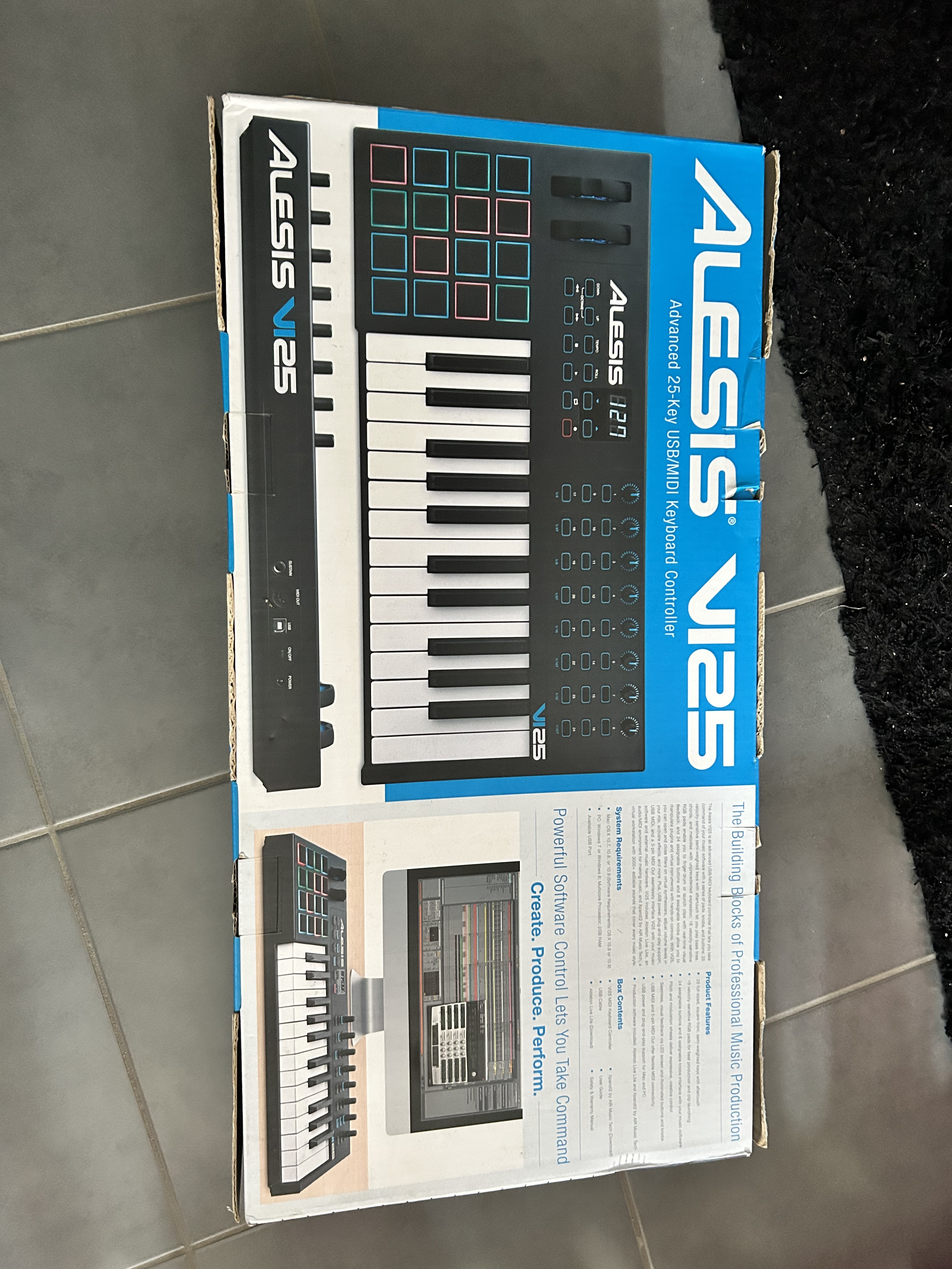 Alexis vi25