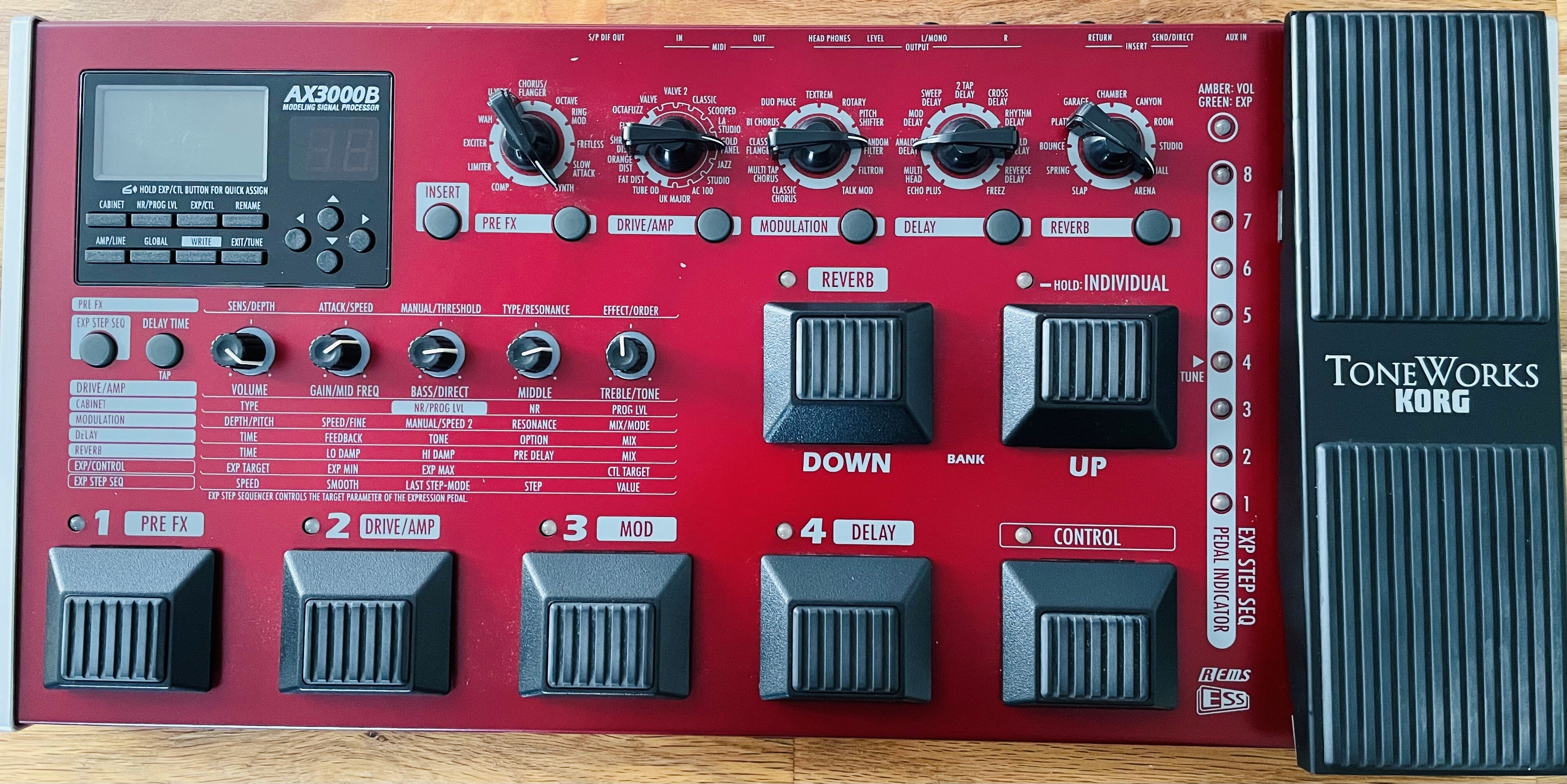 Korg AX3000B – Multi-effets numérique pour basse 