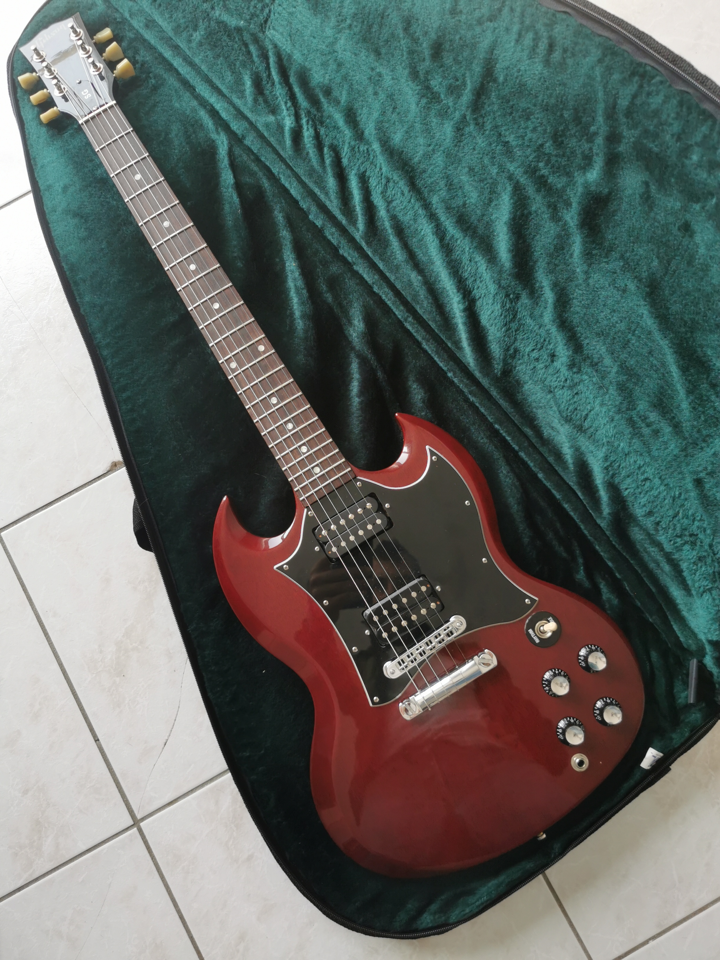 Gibson sg special wine red 2005