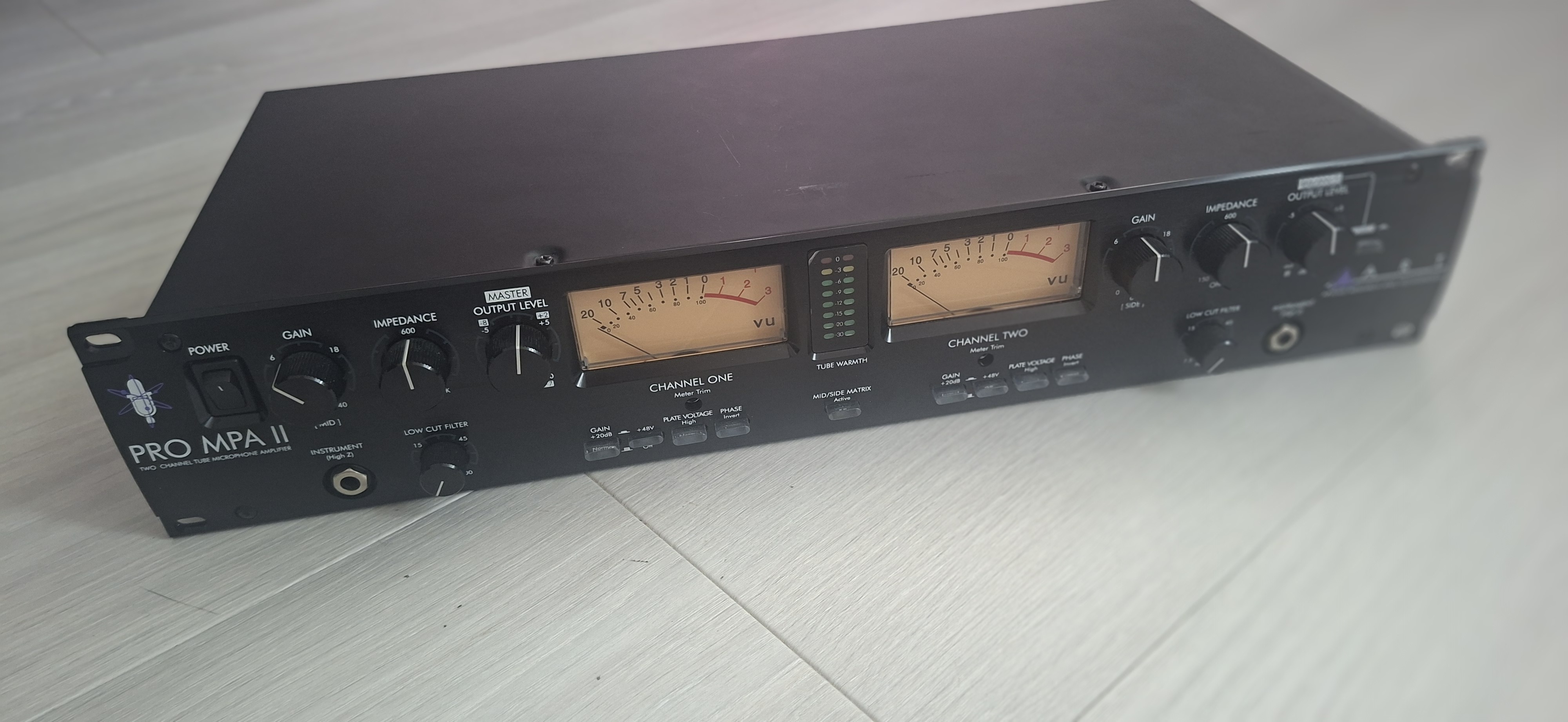 Vends Préamp à lampes ART Pro MPA II