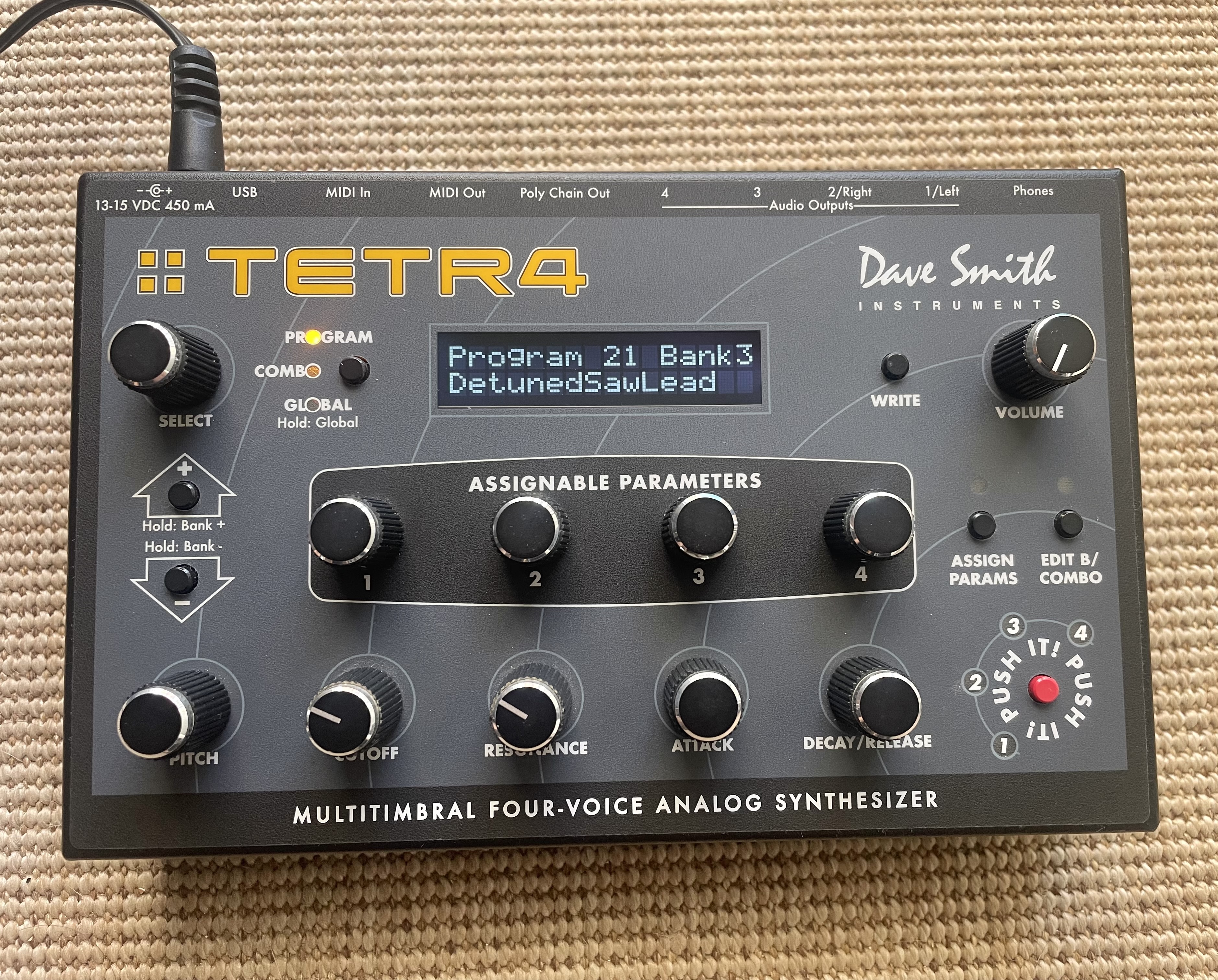 Vds synthé analogique Tetra DSI - 4 voix