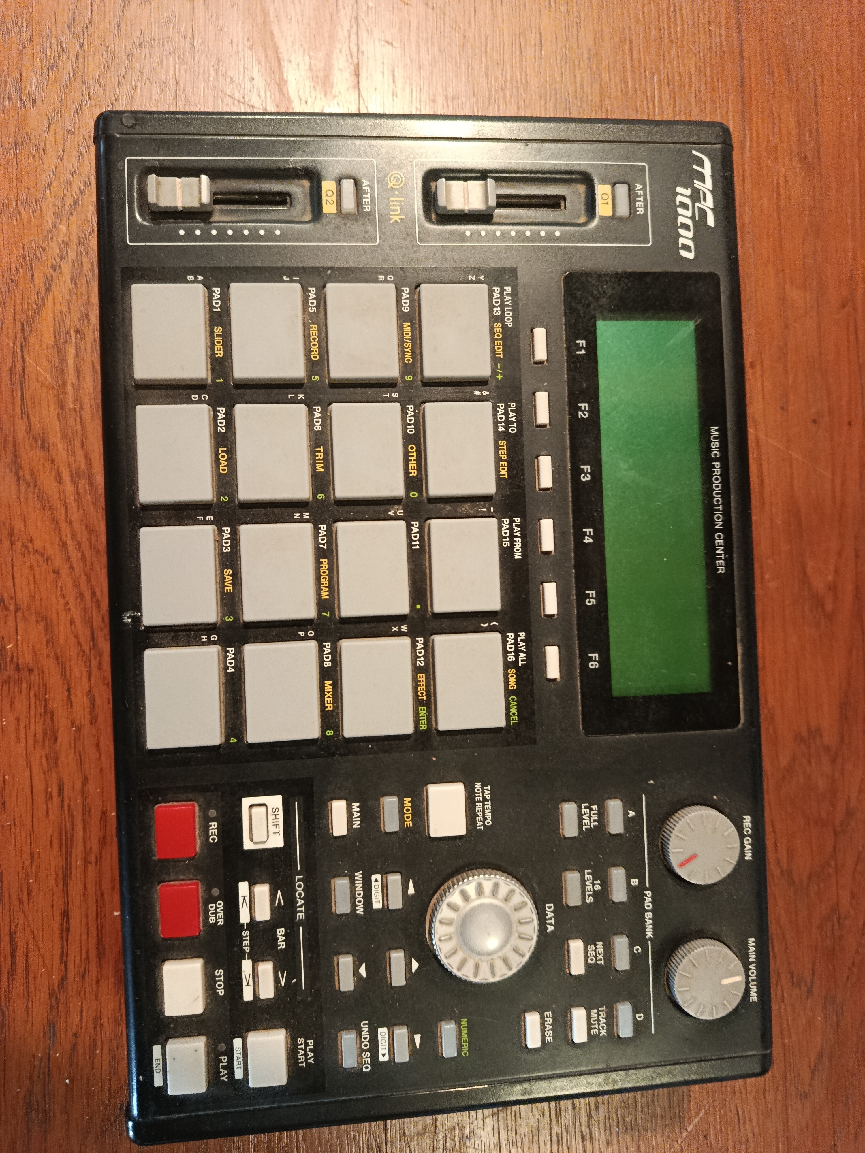 Vend mpc 1000 black 