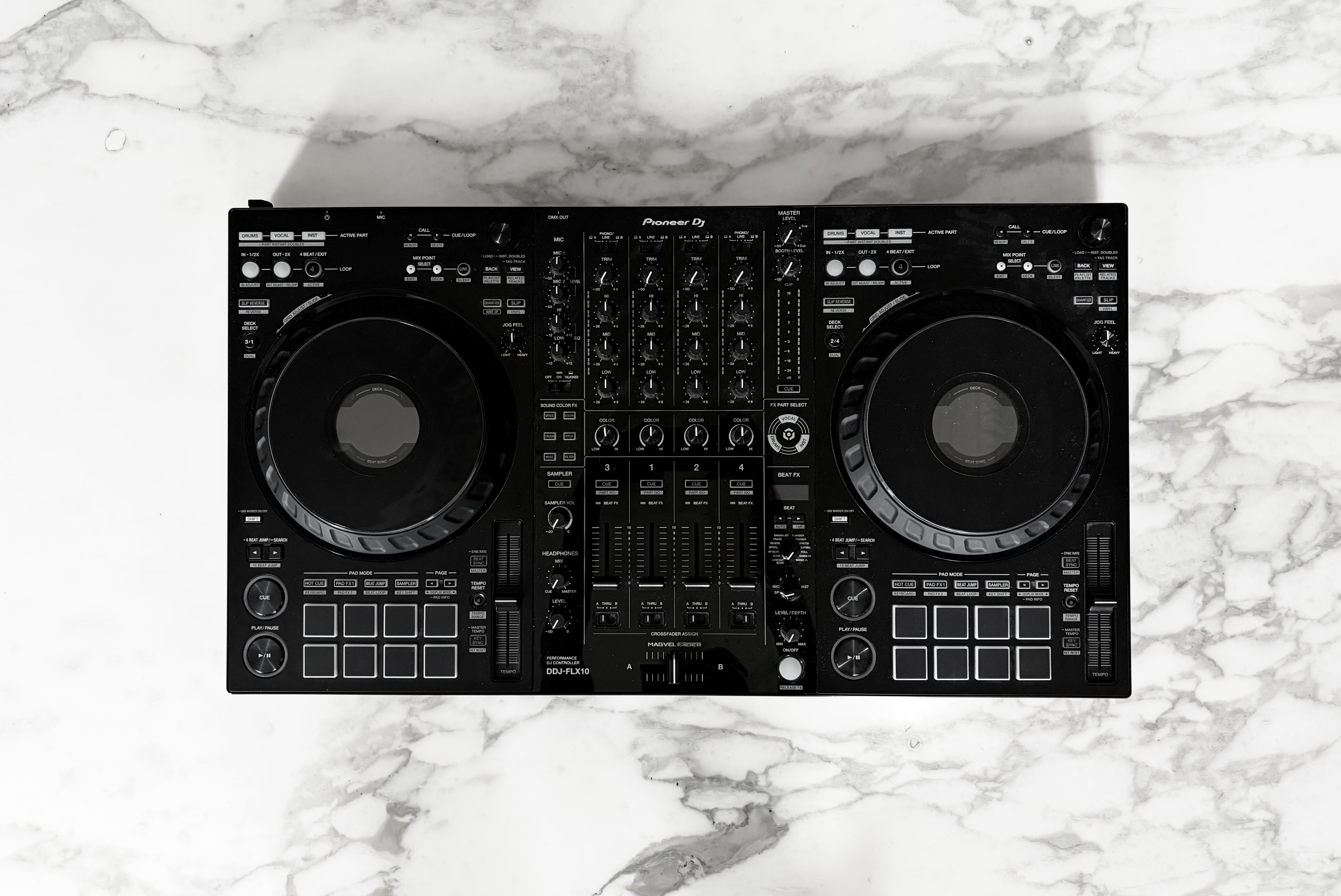 Pioneer DDJ-FLX10 – Très bon état – Housse Walkasse incluse