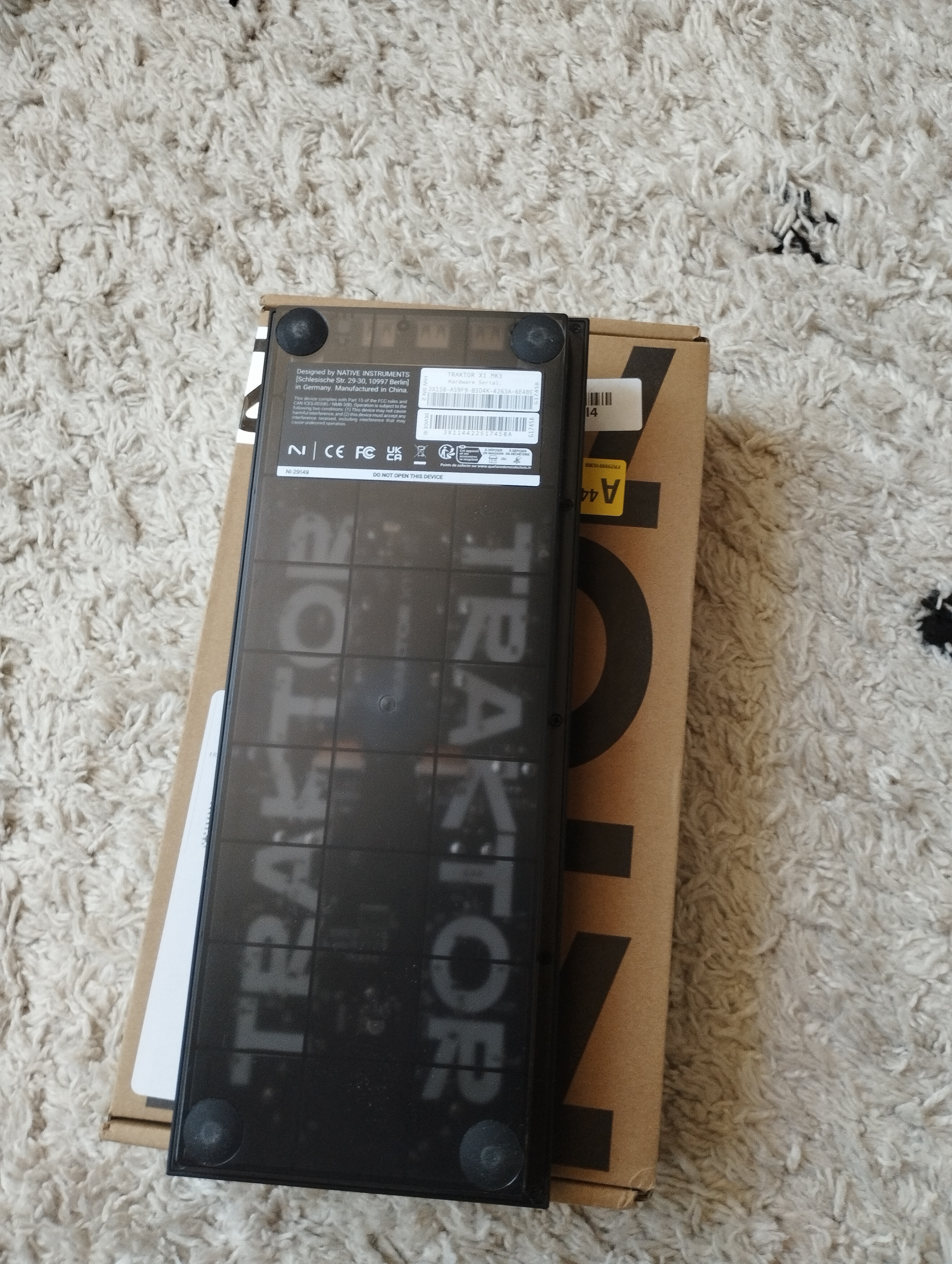 Native Instruments Traktor Kontrol X1 mk3 (52814)