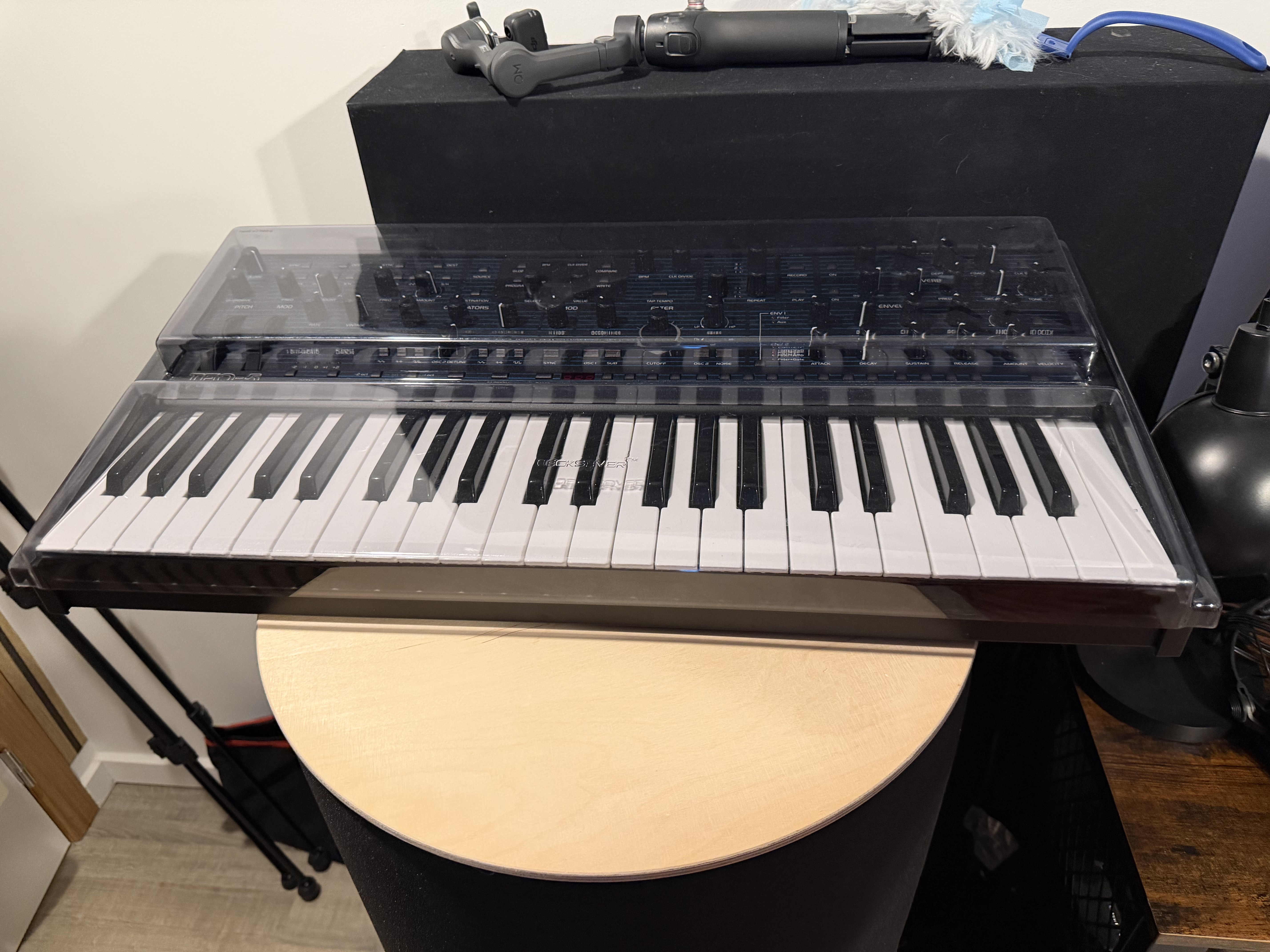 Vends Oberheim Téo 5
