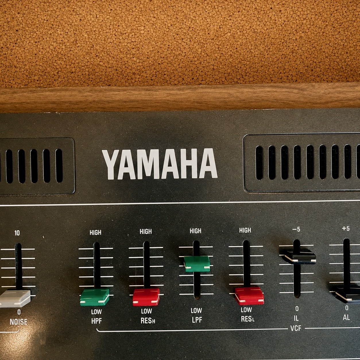 Yamaha CS60 (18780)