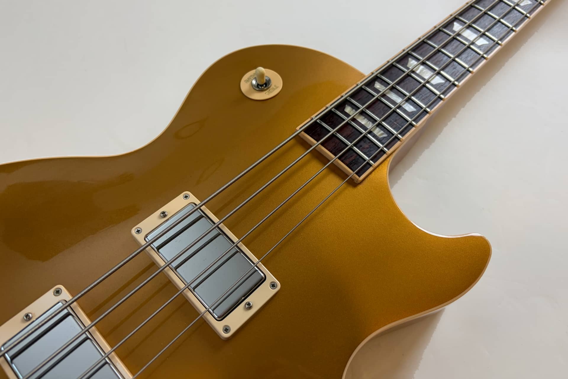 Gibson Les Paul Standard Bass (48001)