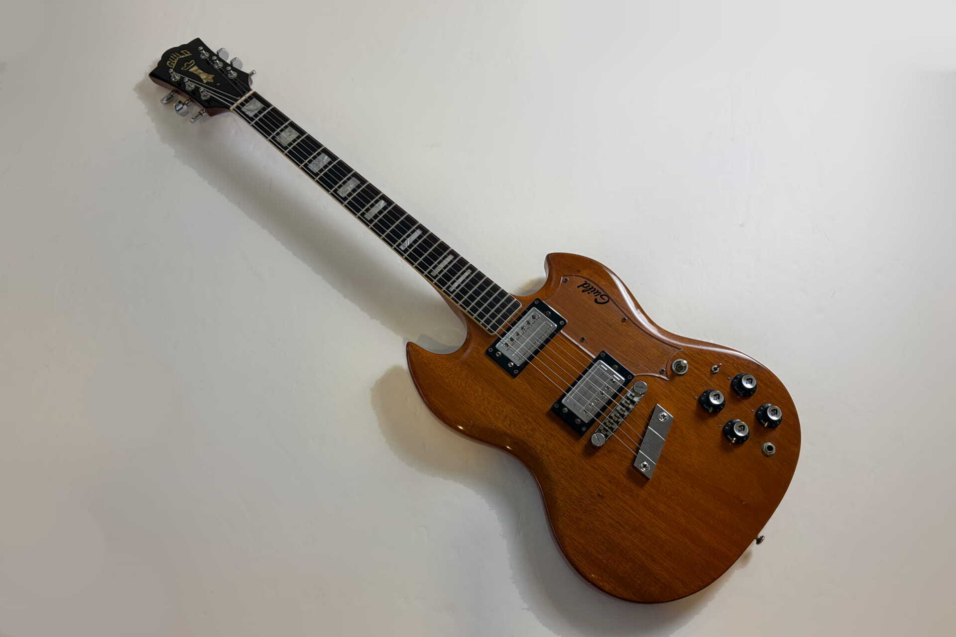 Guild Newark St. Collection S-100 Polara (19756)