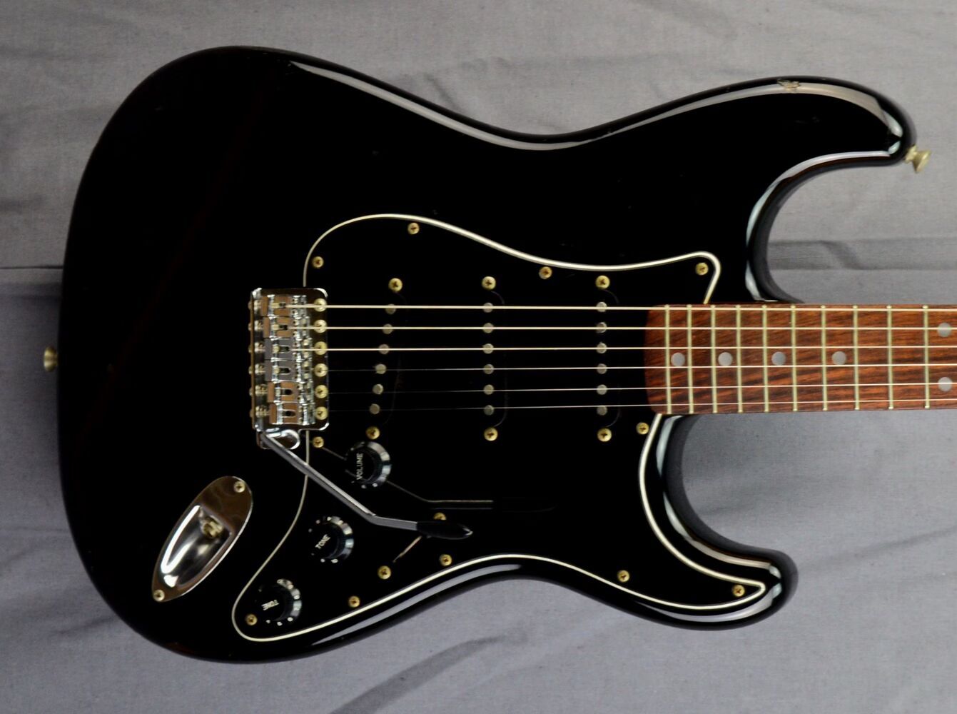 squier-fender-stratocaster-4995013