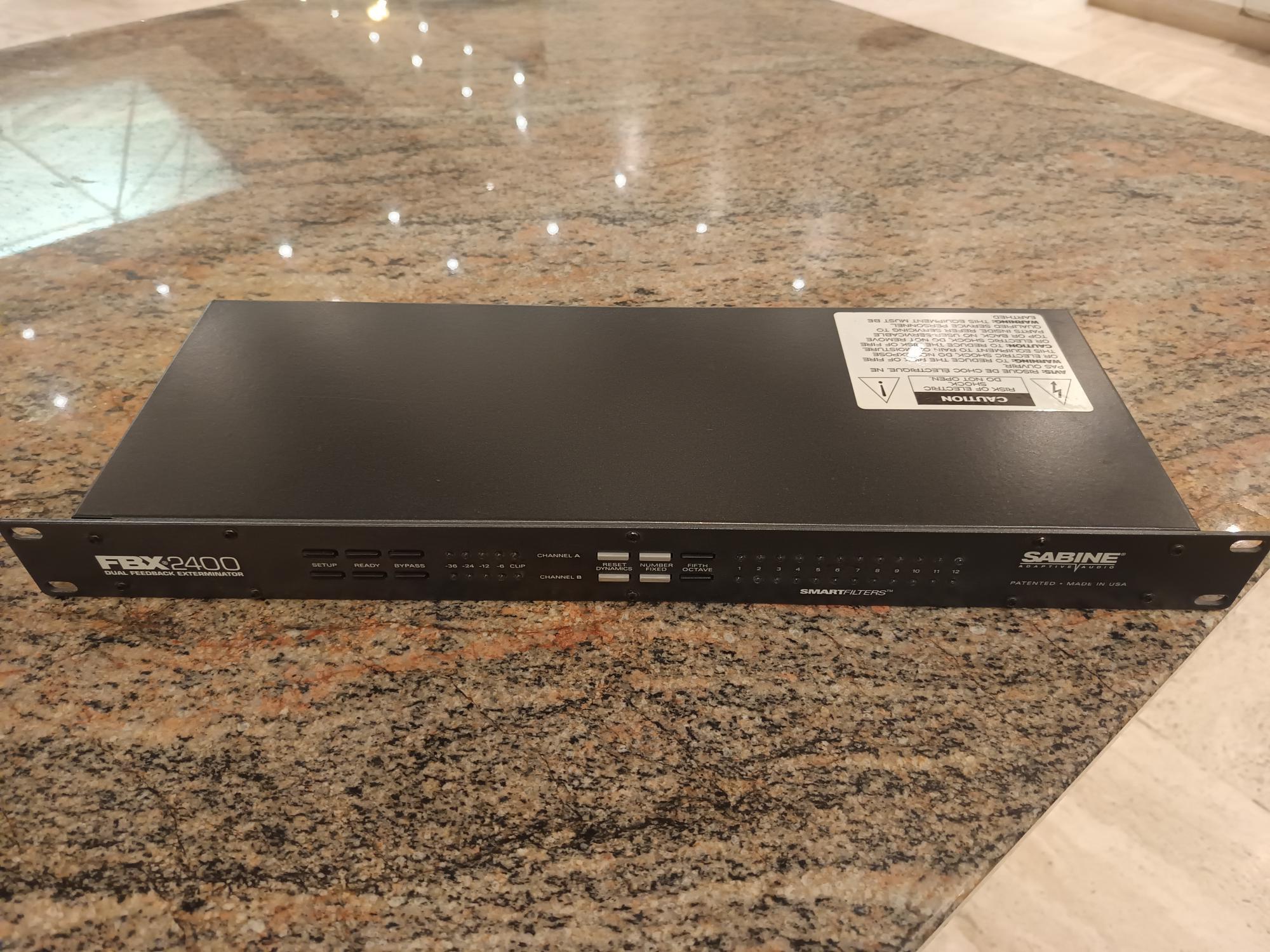 Sabine FBX 2400 Anti larsen professionnel
