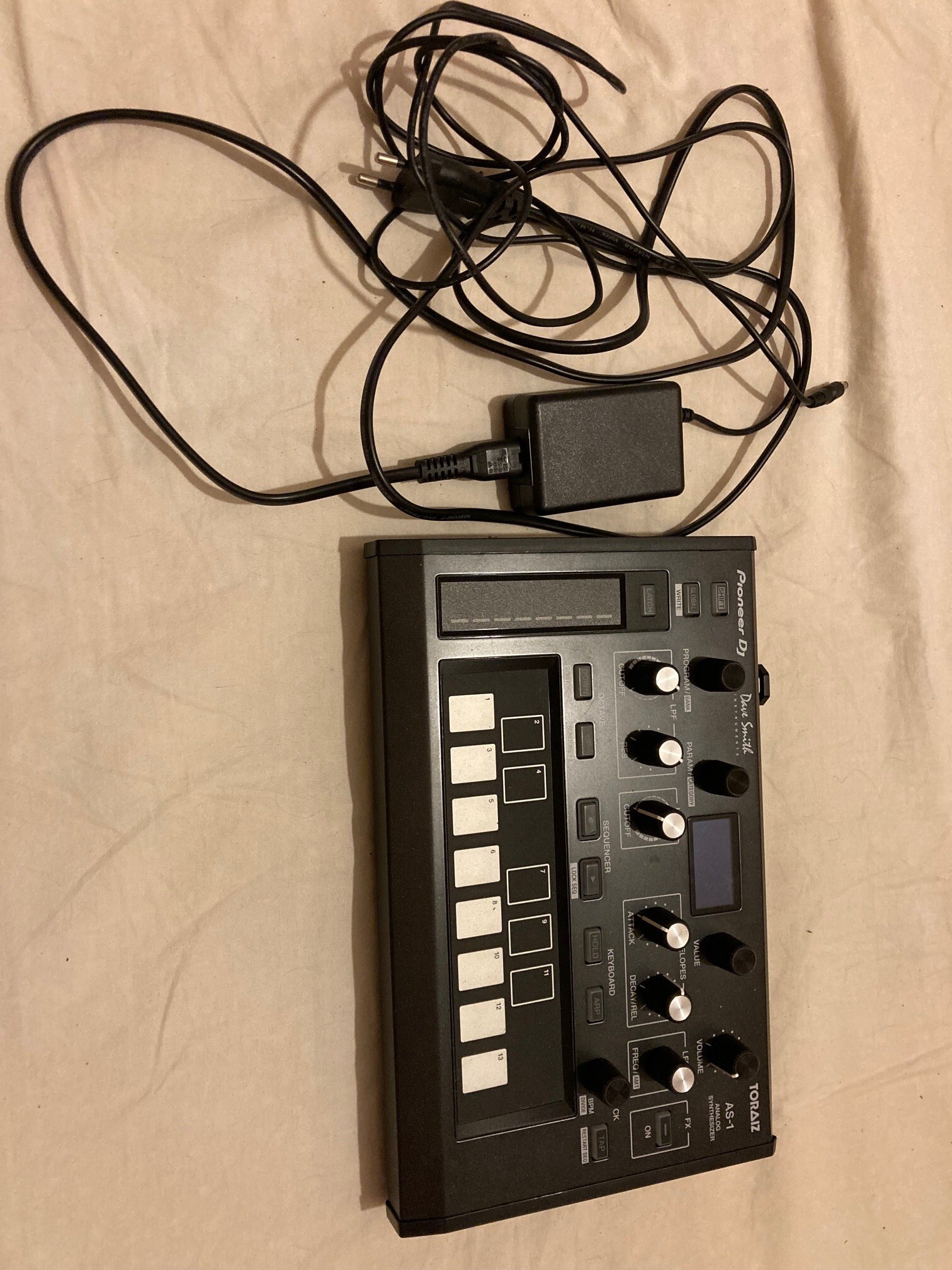 Vends Pioneer Toraiz AS-1 - Synthétiseur analogique monophonique Dave Smith Instruments