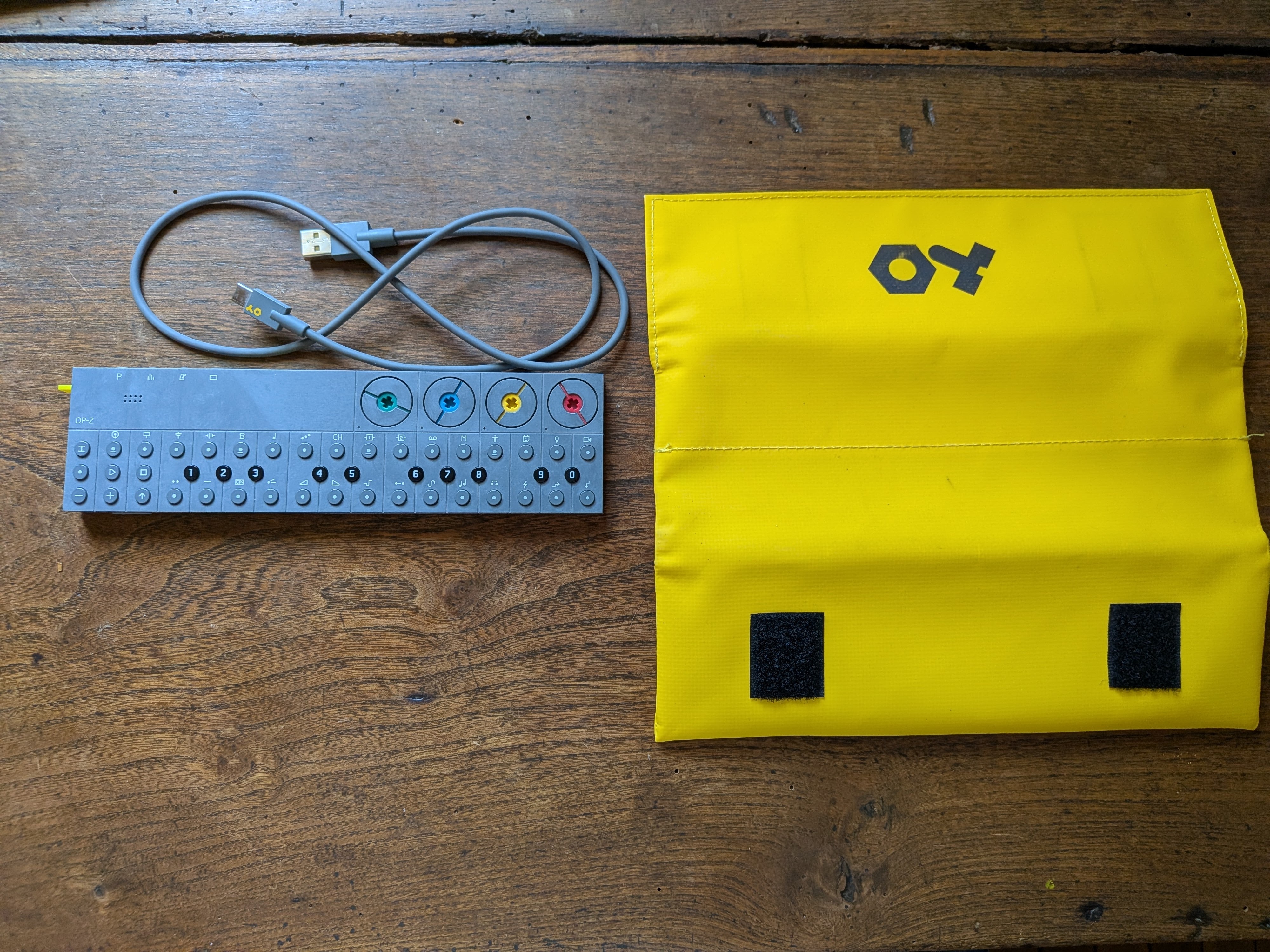Vends OP-Z de Teenage Engineering