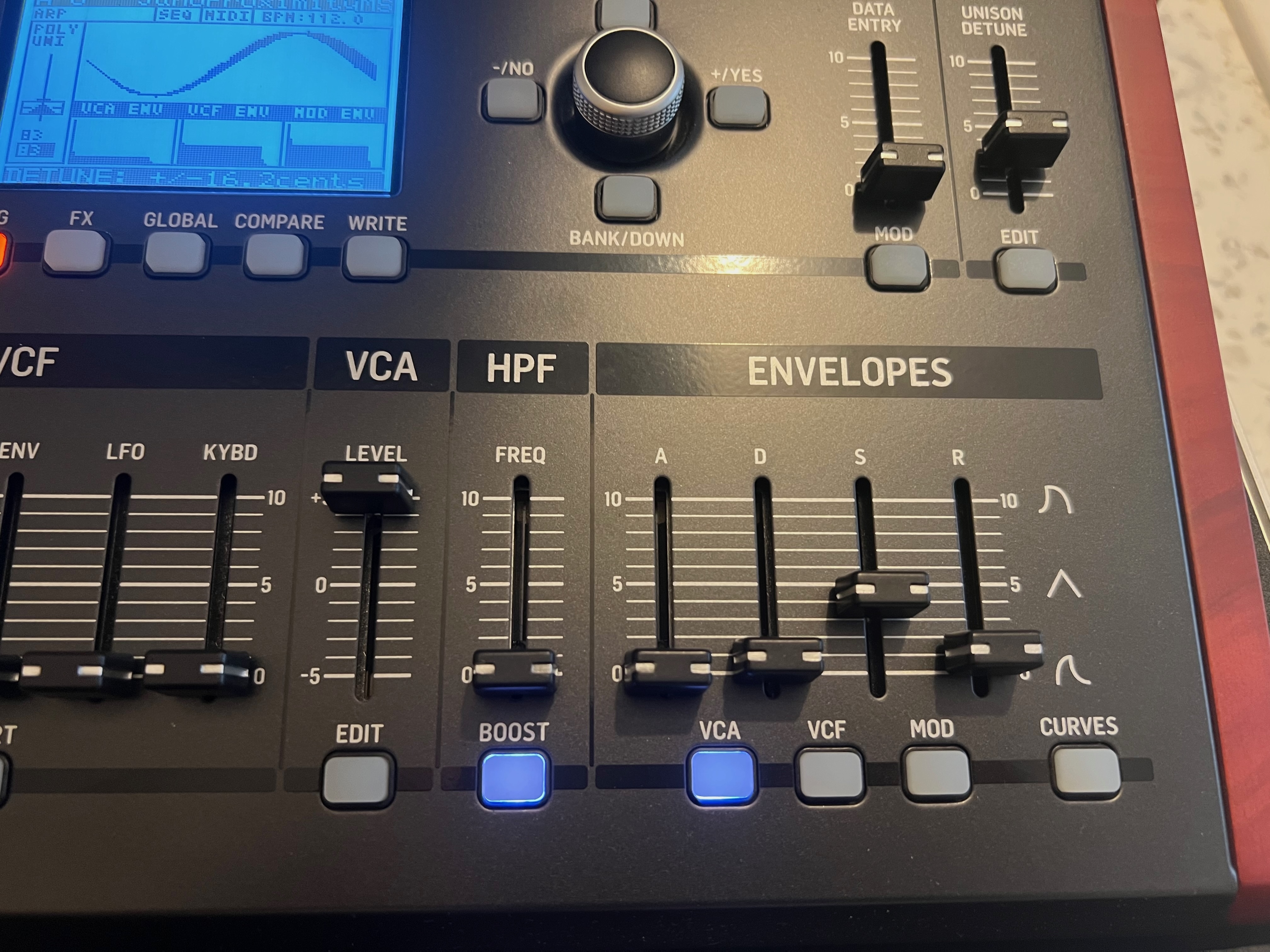 Behringer DeepMind 12D (98781)